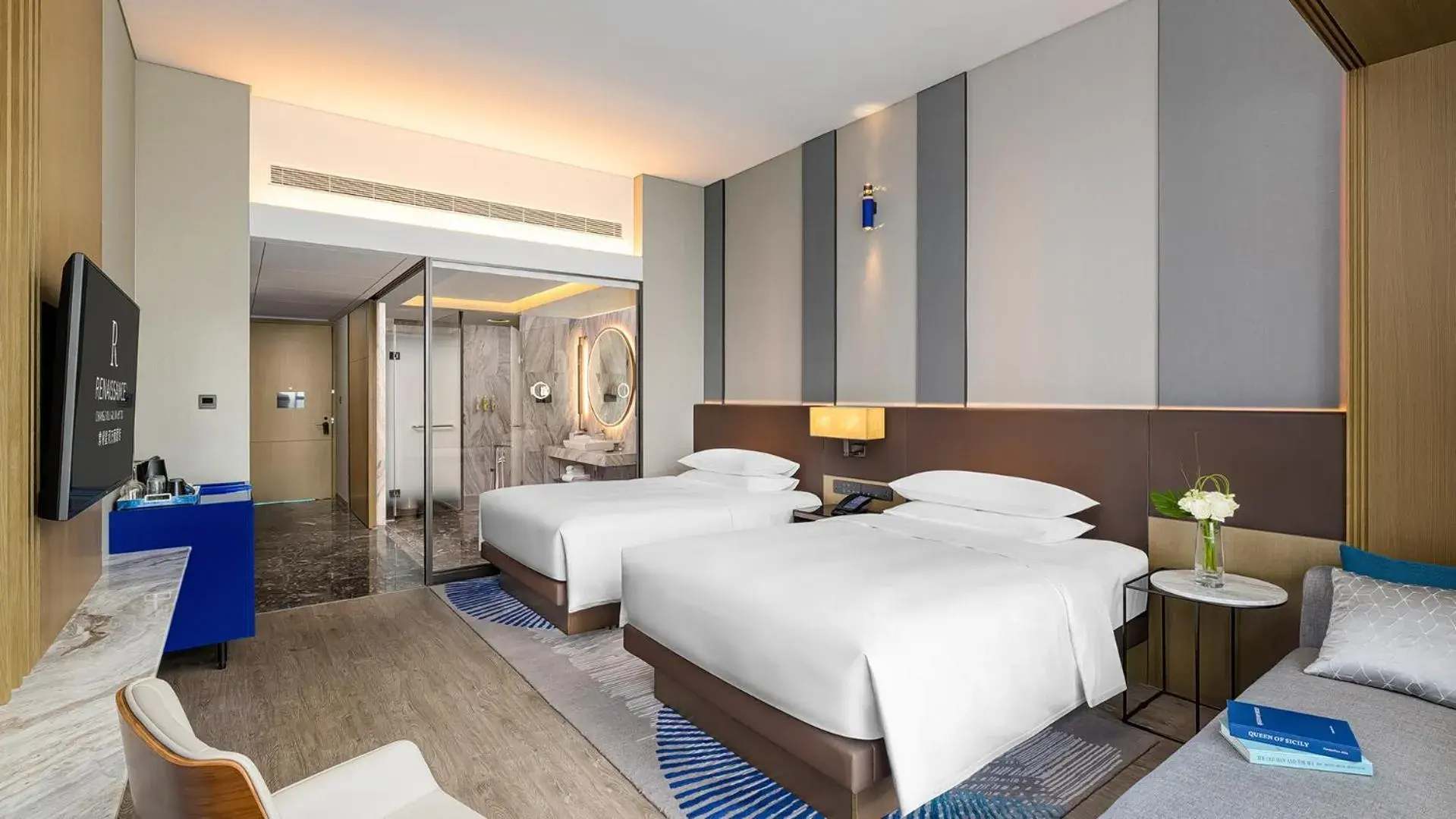 Photo of the whole room, Bed in Renaissance Changzhou Wujin Hotel