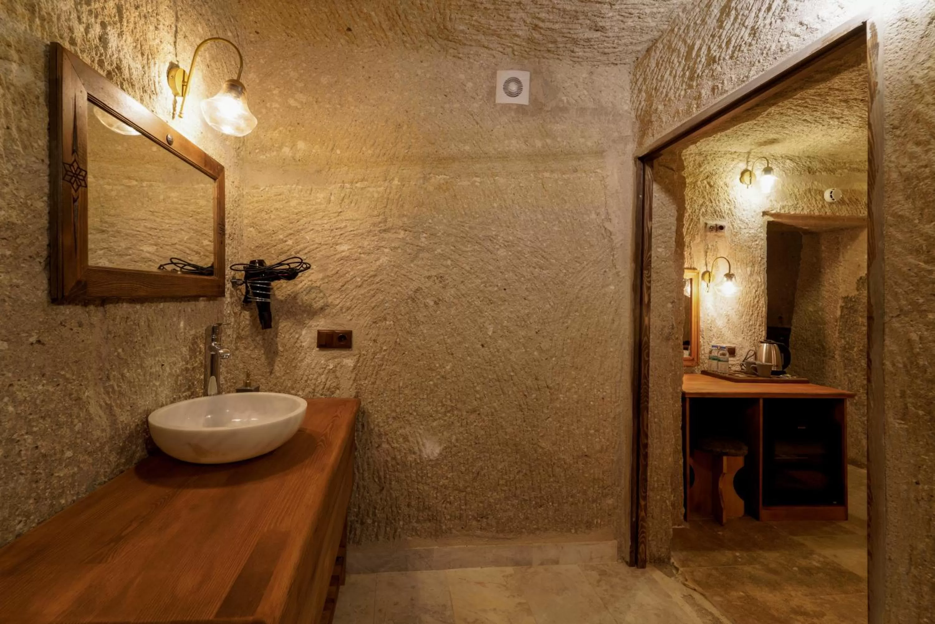 Bathroom in Göreme Escape Cave