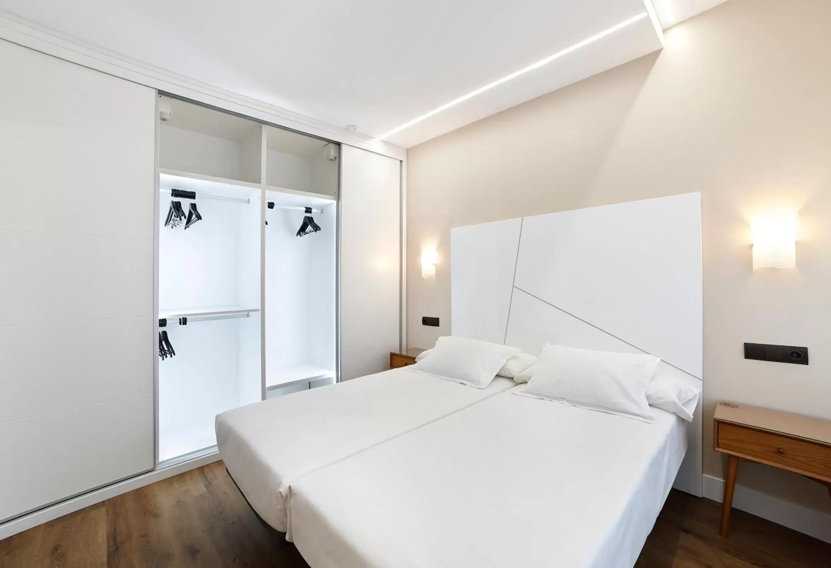 Bed in Zenit Dos Infantas Bed in Zenit Dos Infantas