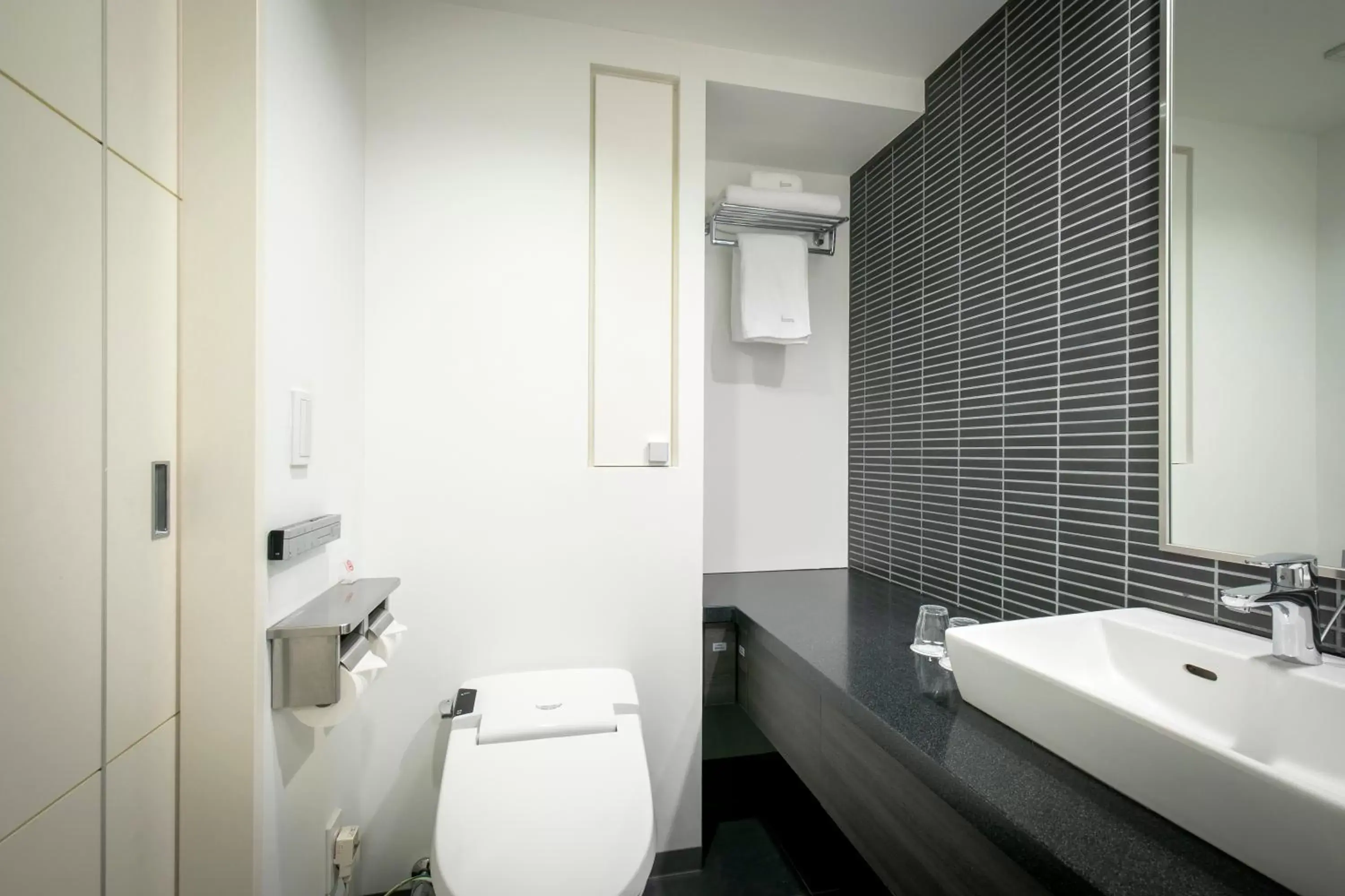 Toilet, Bathroom in B:CONTE Asakusa