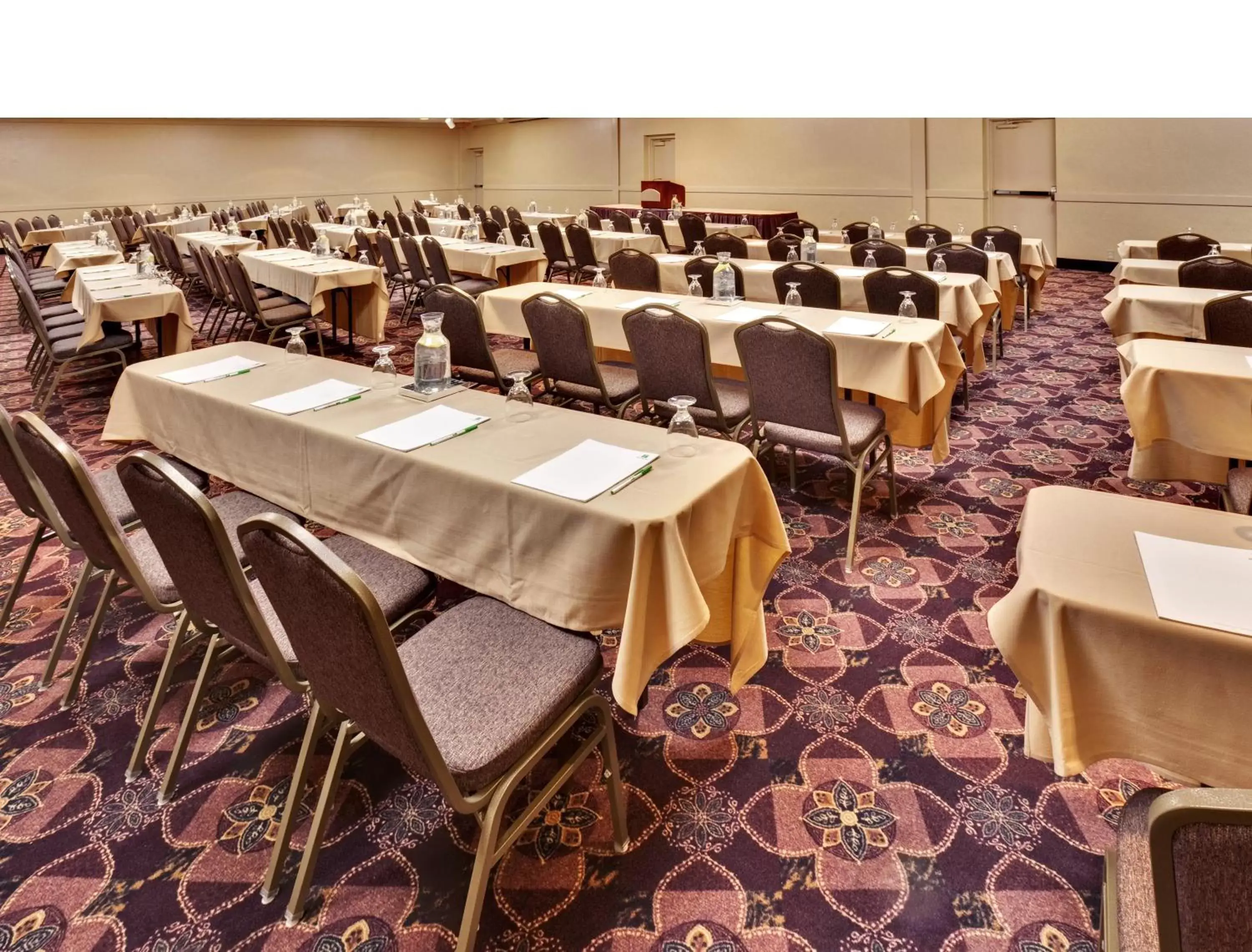 Banquet/Function facilities in Ramada by Wyndham Midtown Grand Island