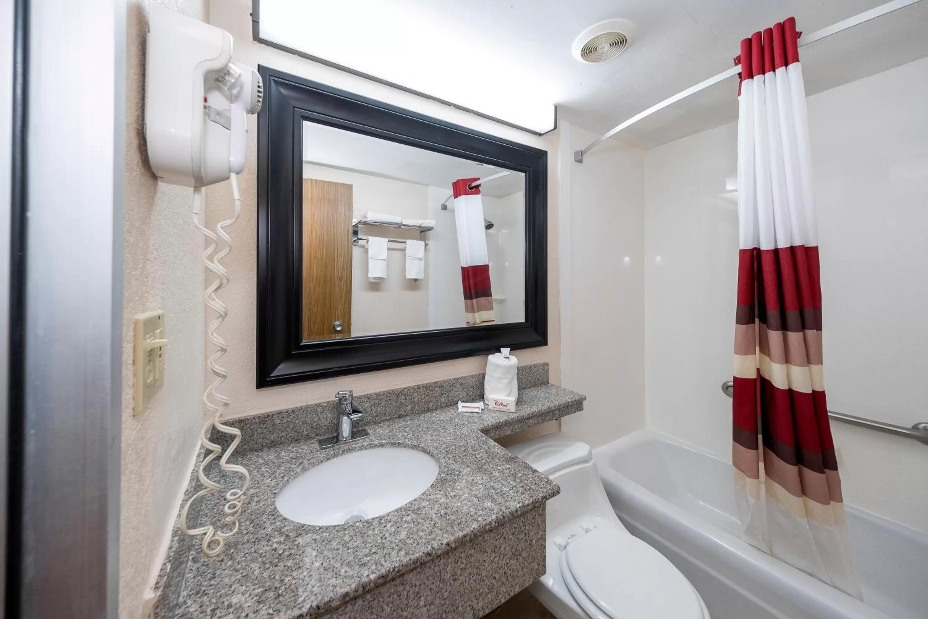 Toilet in Red Roof Inn Lumberton