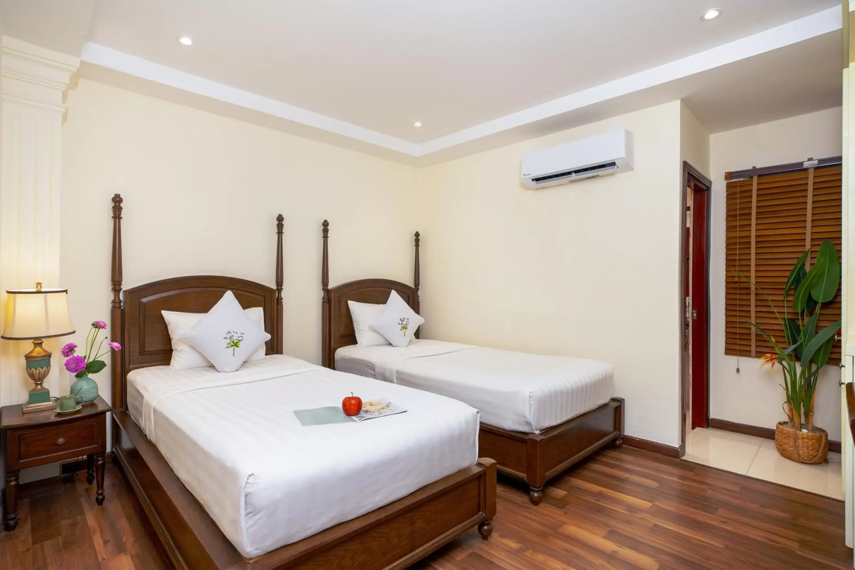 Superior Twin Room No Window in Alagon City Hotel & Spa Superior Twin Room No Window in Alagon City Hotel & Spa