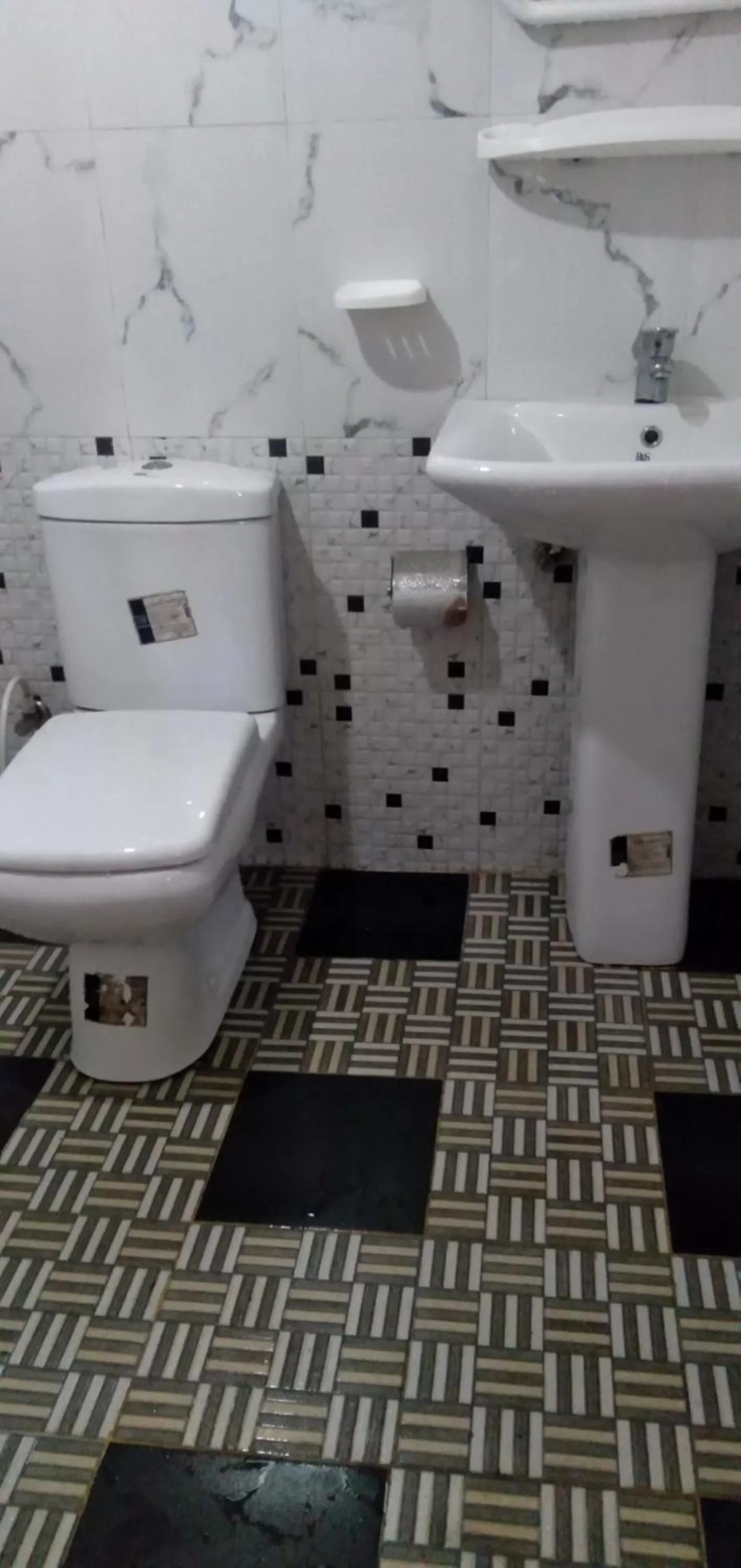 Bathroom in Malithis lodge