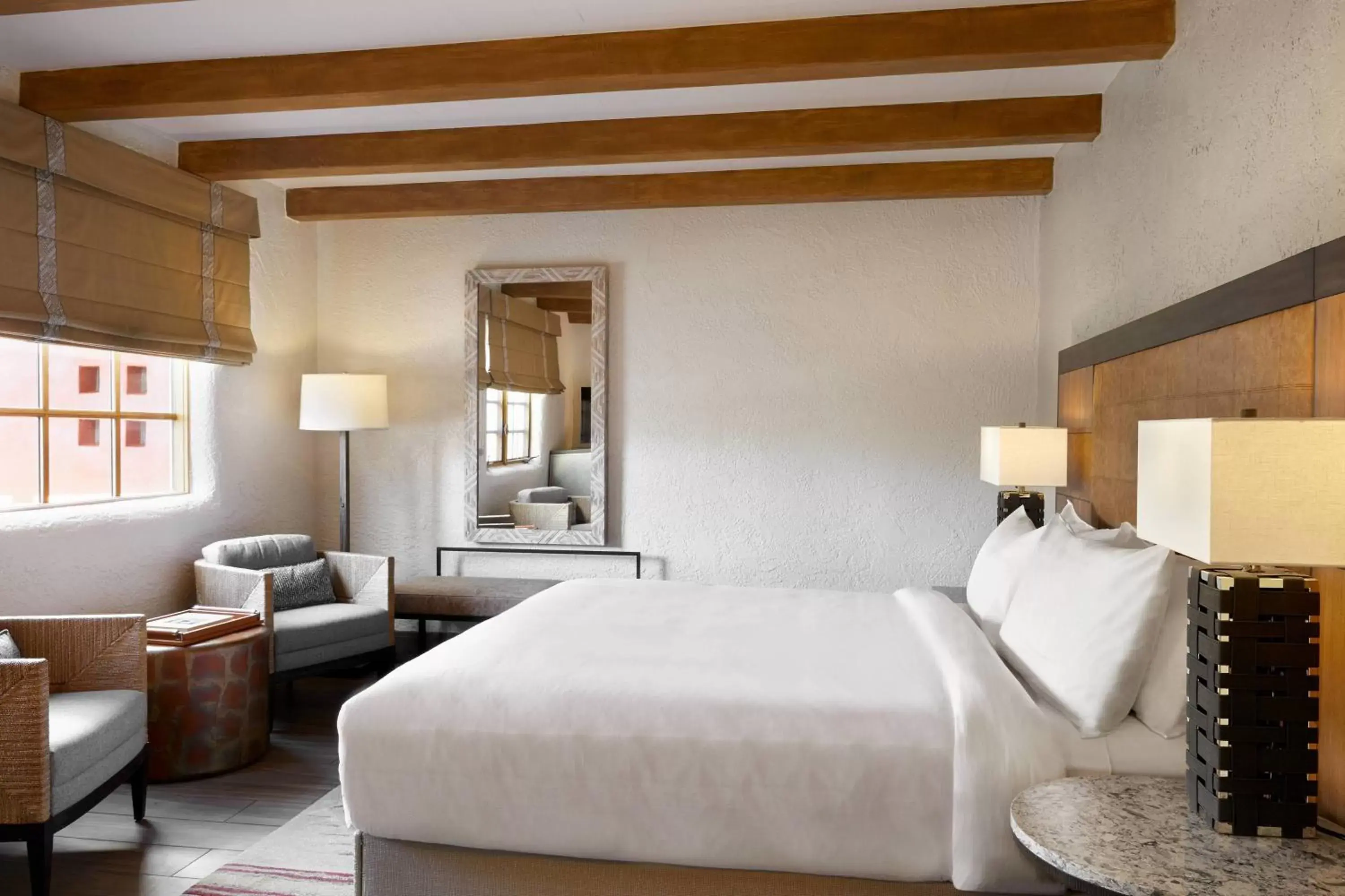 Bedroom, Bed in JW Marriott Scottsdale Camelback Inn Resort & Spa