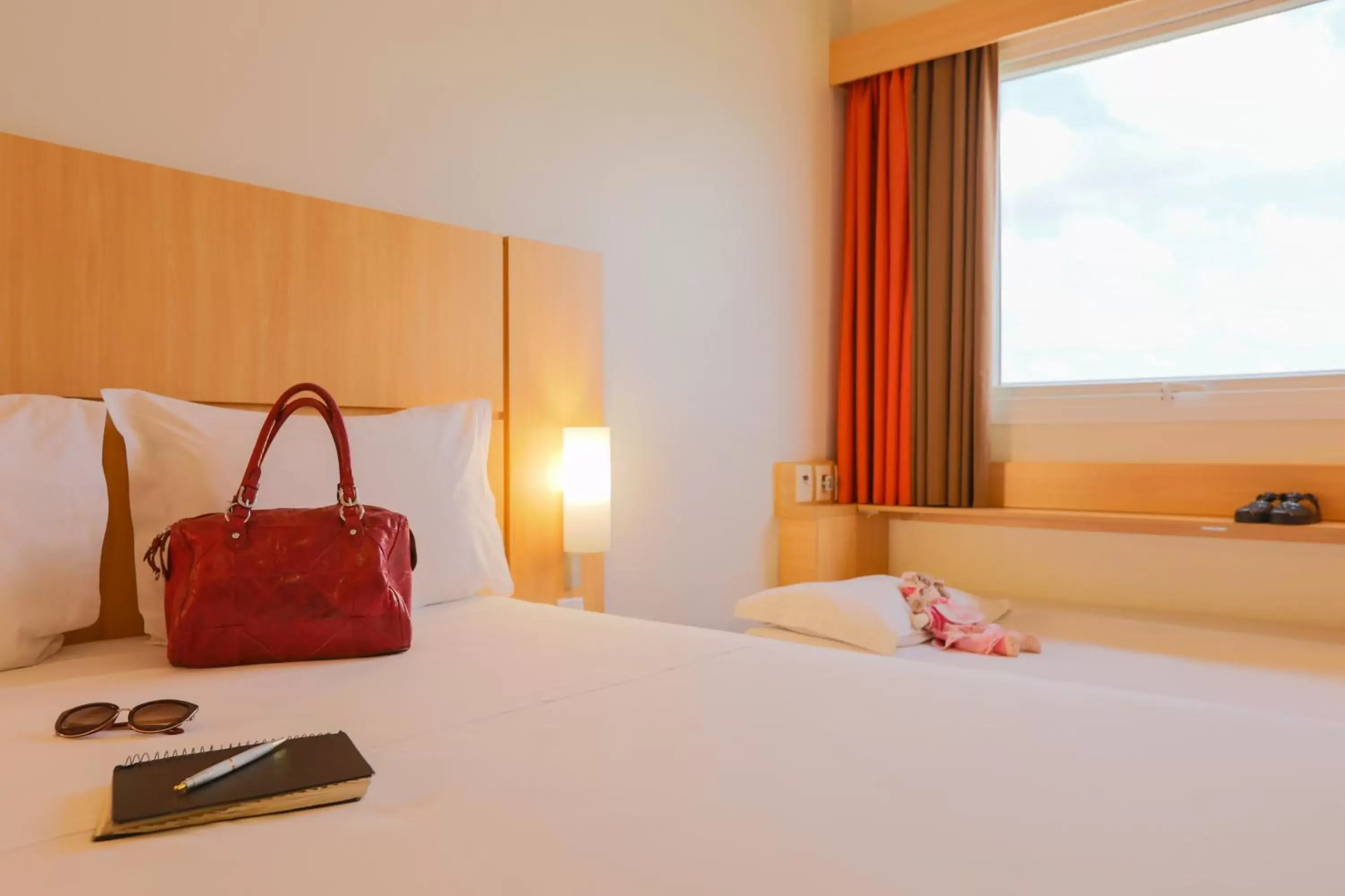 Bed in ibis Montes Claros Shopping