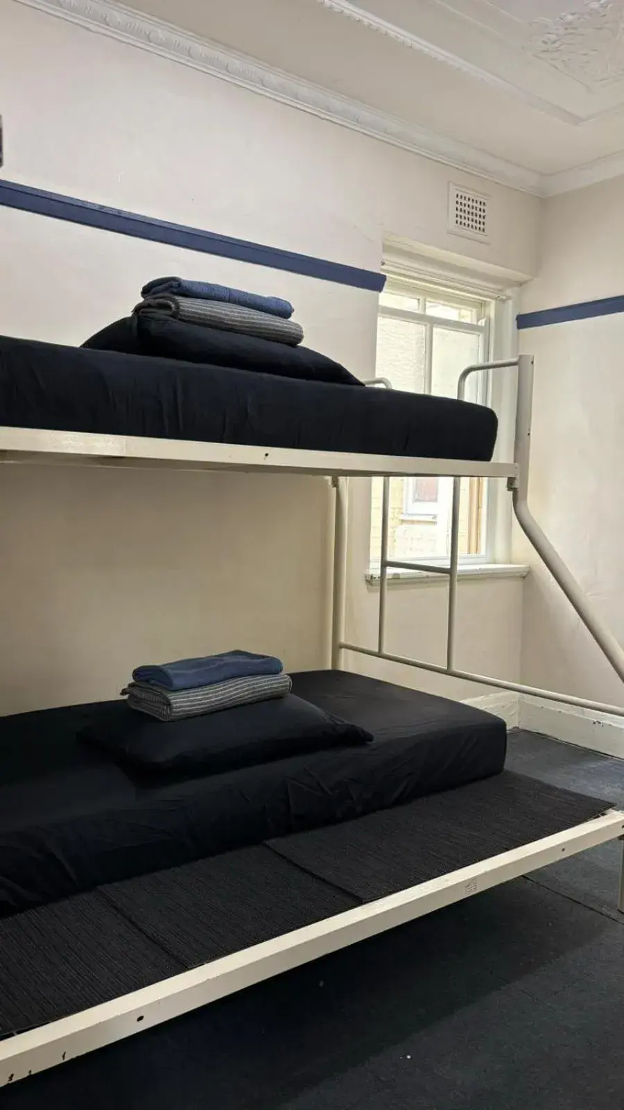 Bunk Bed in Sydney Central Backpackers