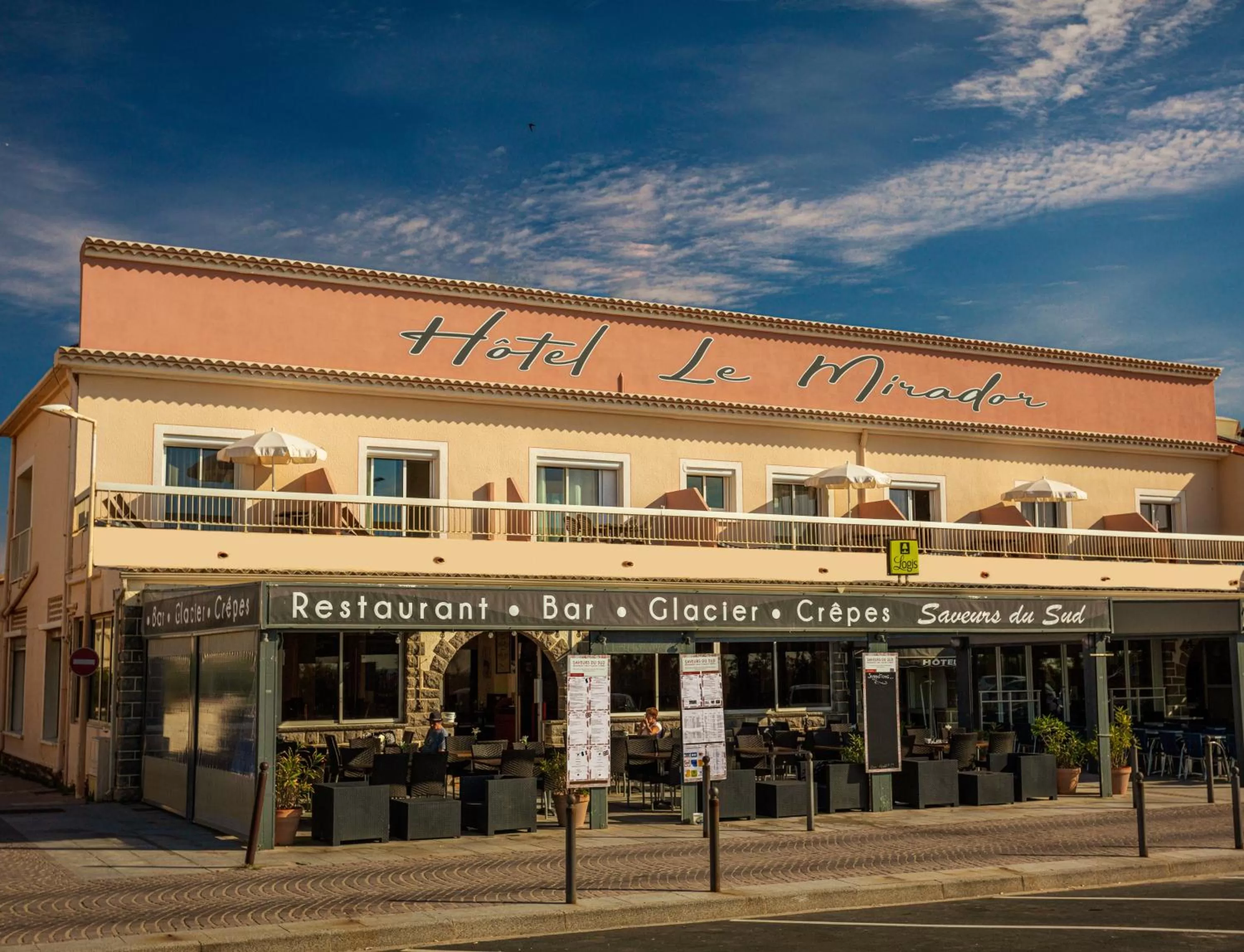 Property building in Logis Hotel Restaurant le Mirador