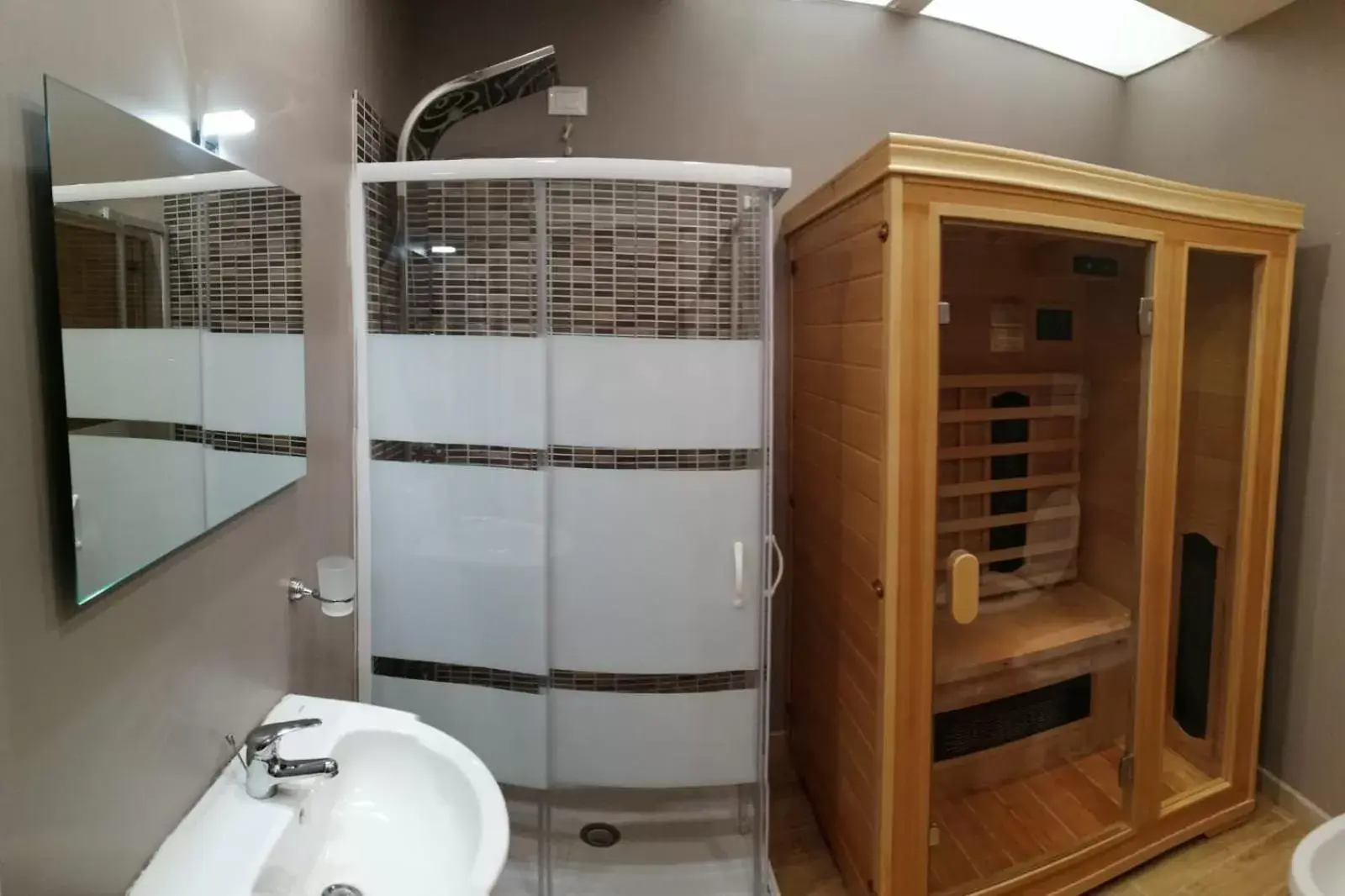 Sauna, Bathroom in Opera Boutique Rooms