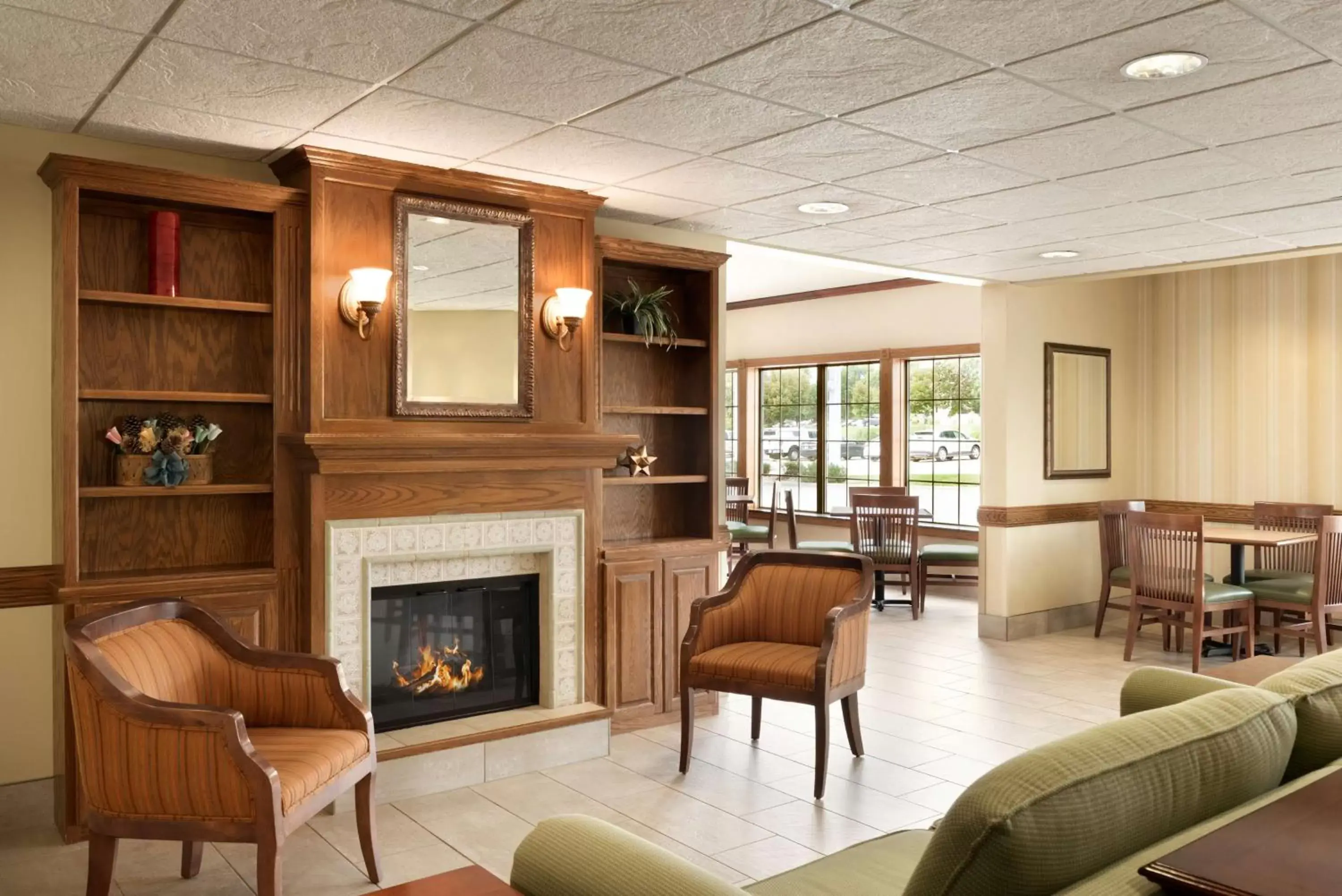Lobby or reception in Country Inn & Suites by Radisson, Chanhassen, MN