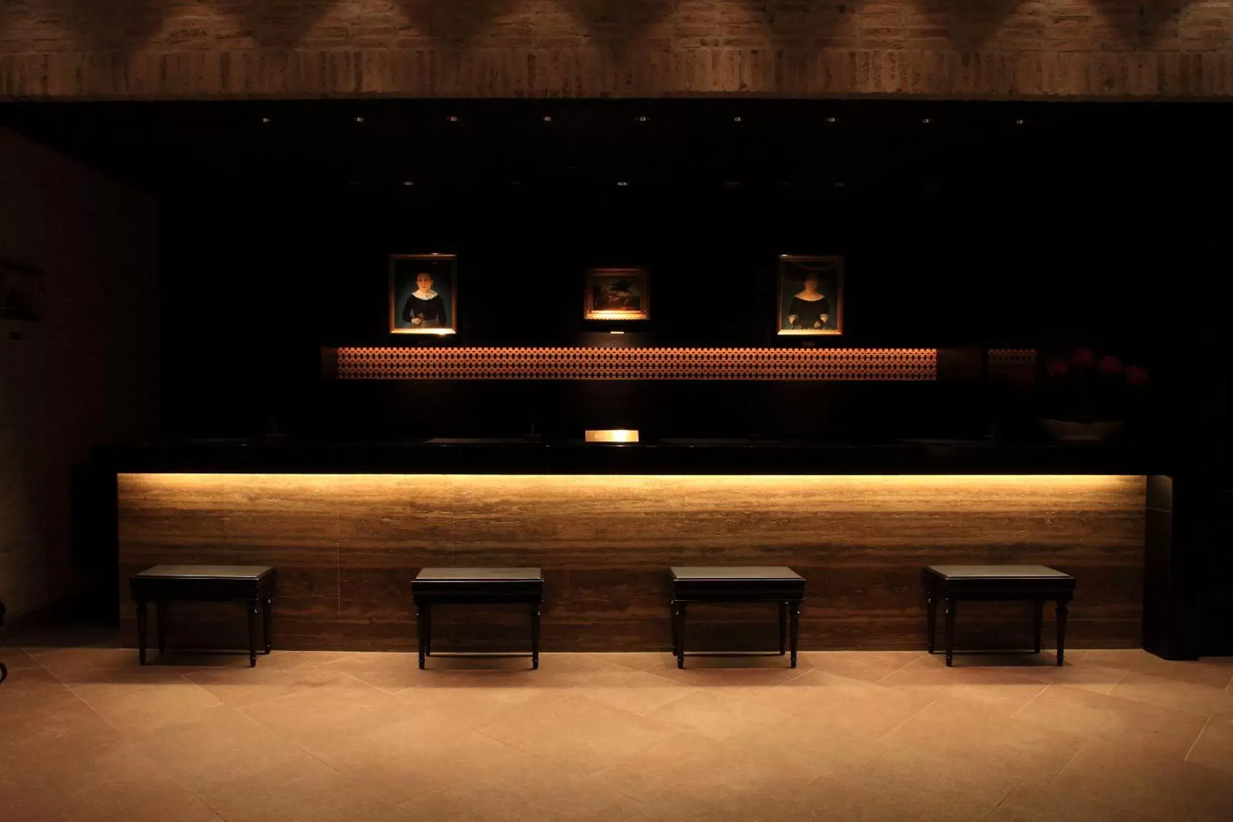 Lounge or bar, Lobby/Reception in Hotel Monterey Grasmere Osaka