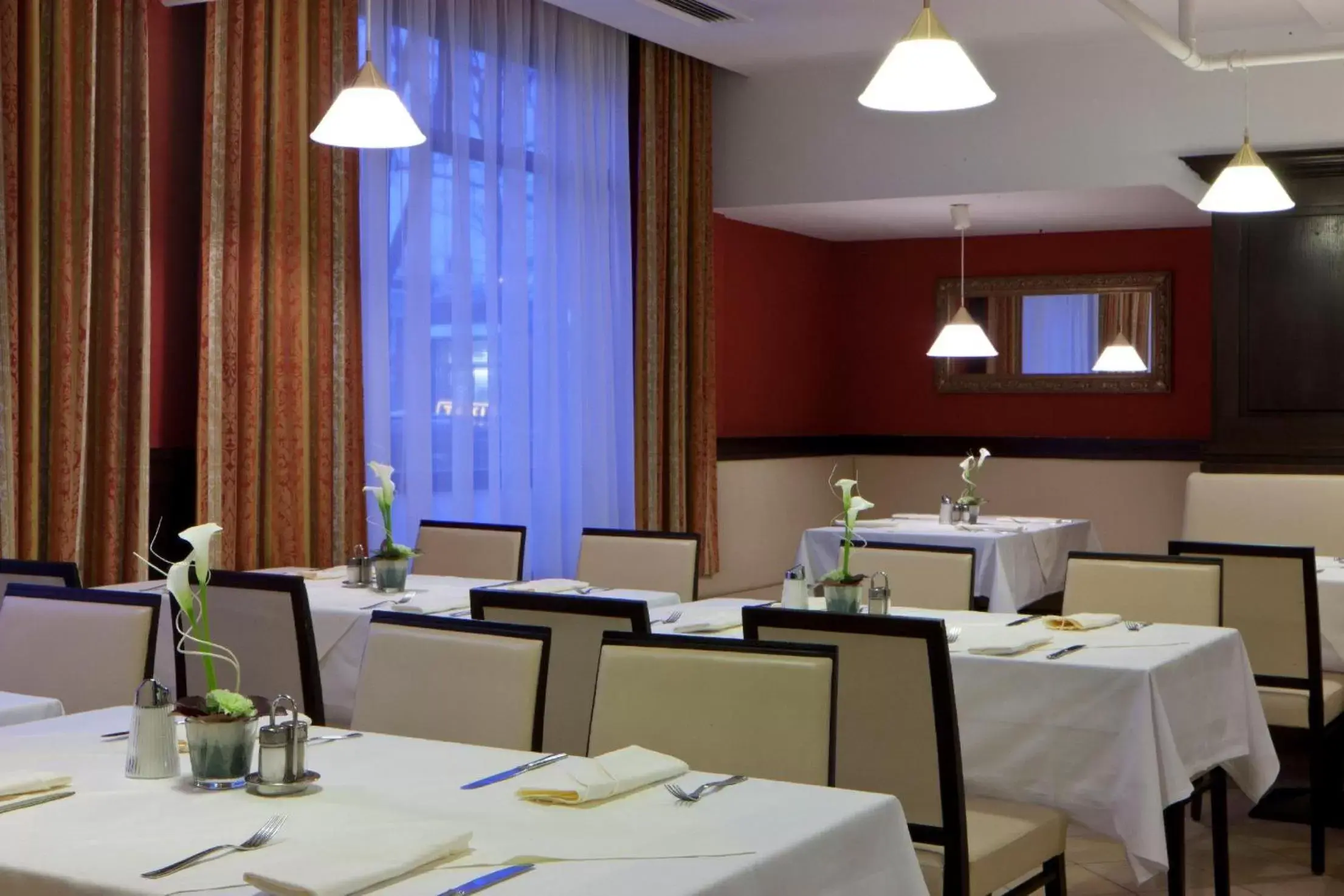 Restaurant/places to eat in Austria Trend Hotel Ananas Wien