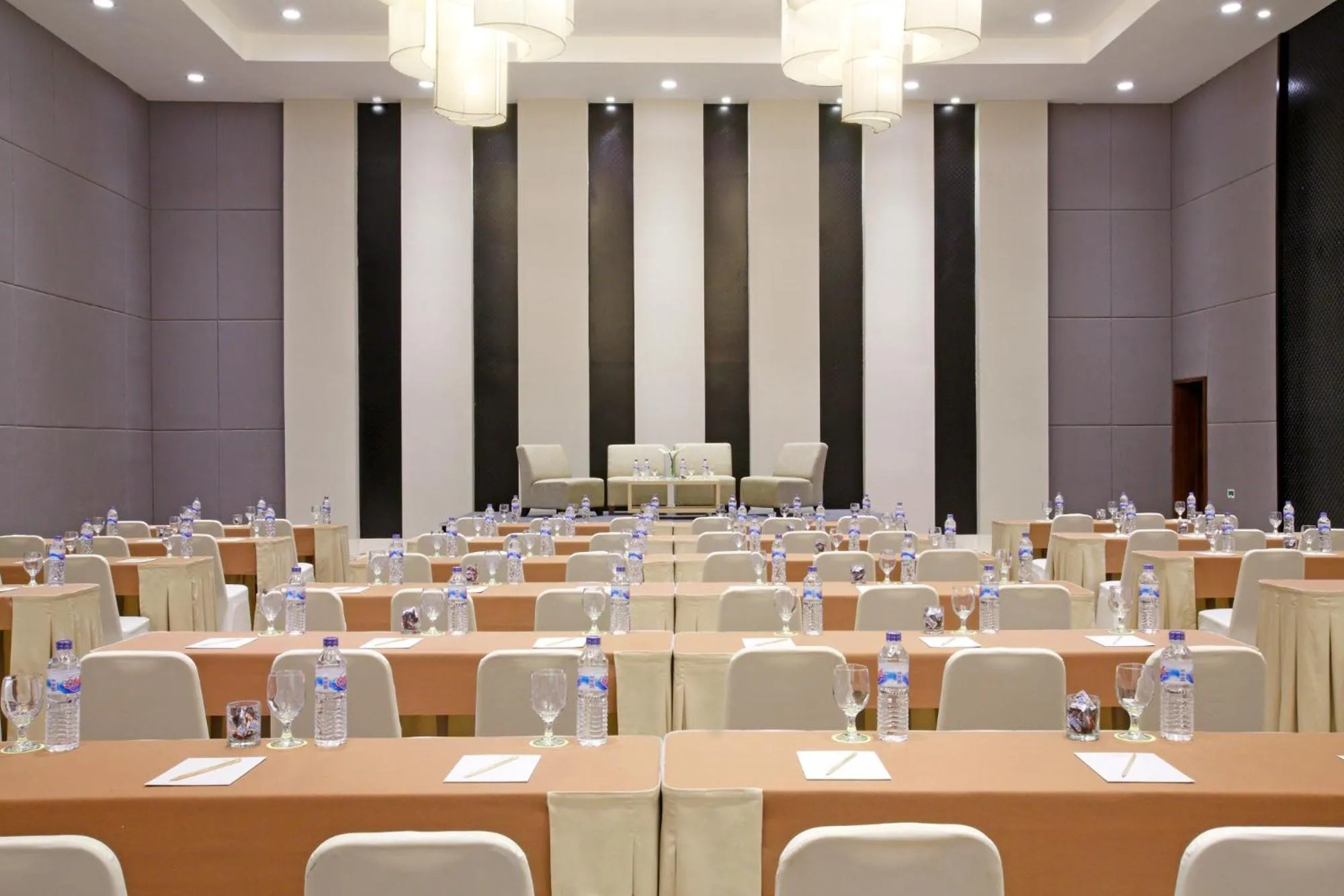 Business facilities in Hotel Surya Yudha Purwokerto