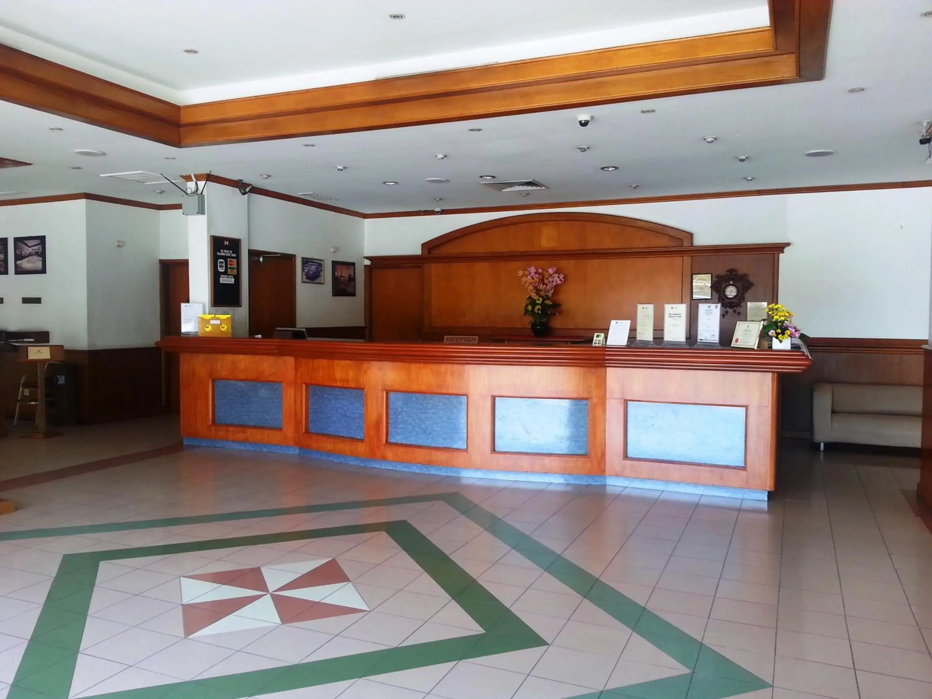 Lobby/Reception in Sanbay Hotel