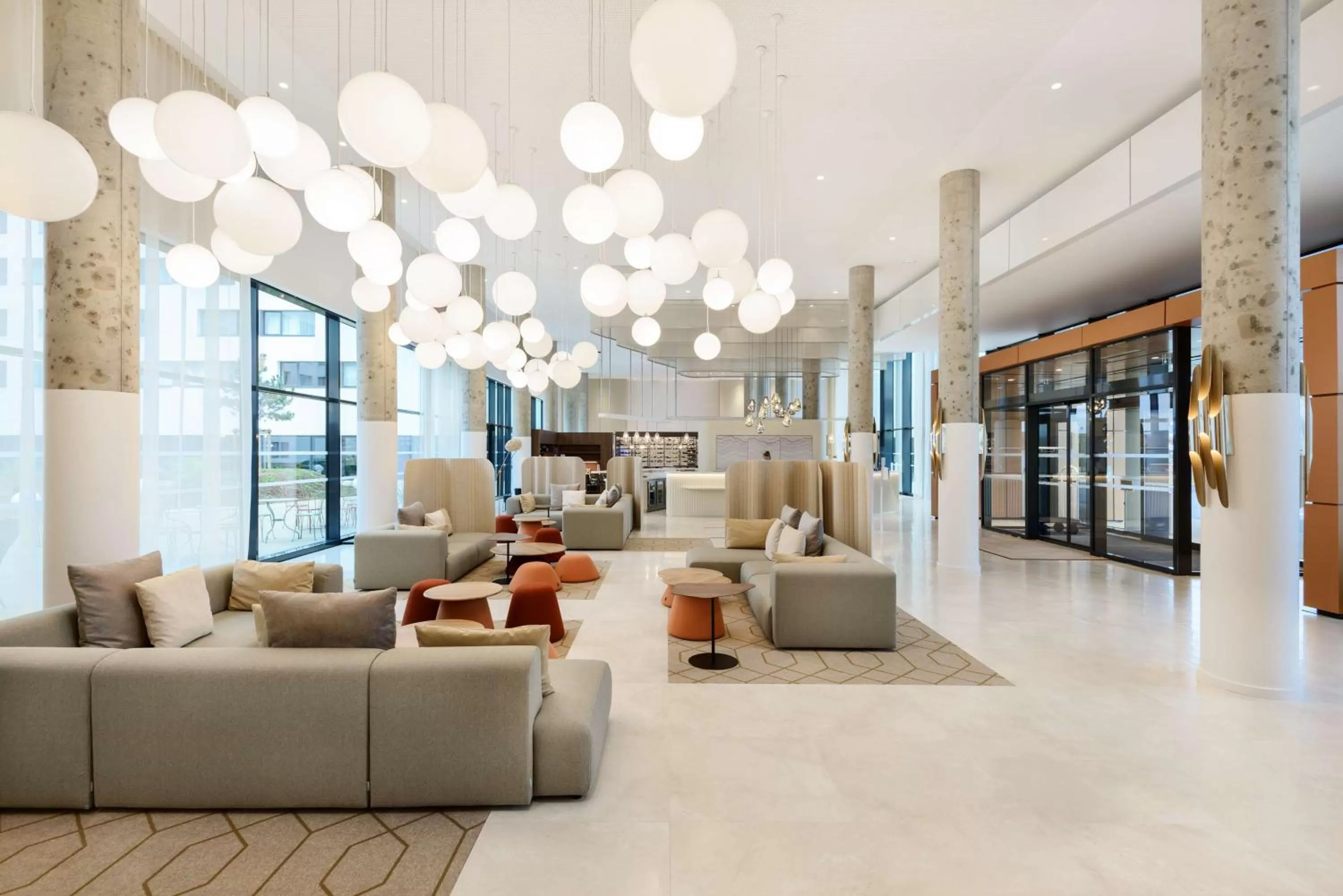 Lobby or reception in Hyatt Place Paris Charles de Gaulle Airport
