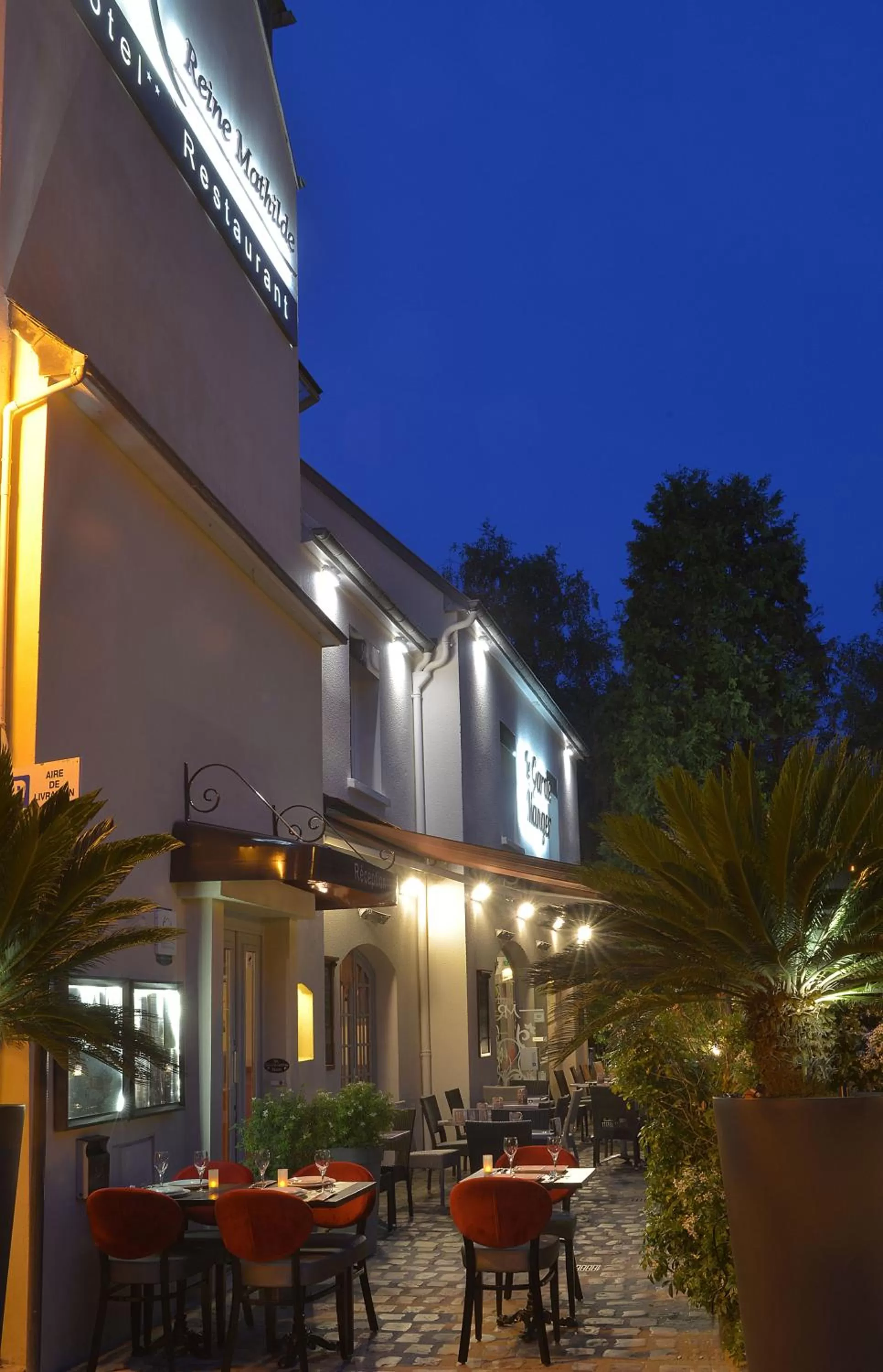 Property building in Hotel Reine Mathilde