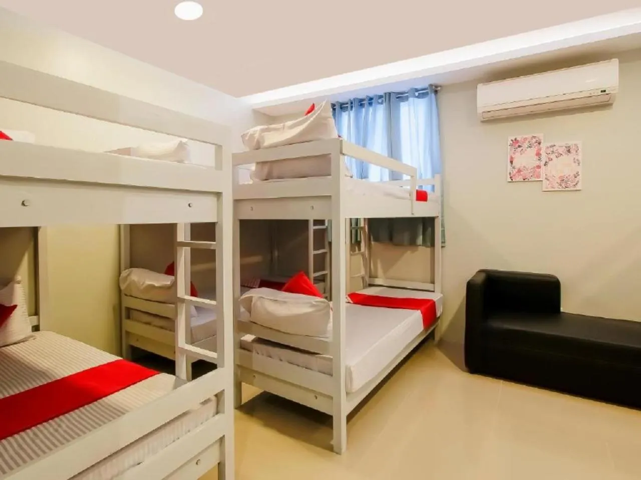 Bed in Carcar Eco Farm Resorts