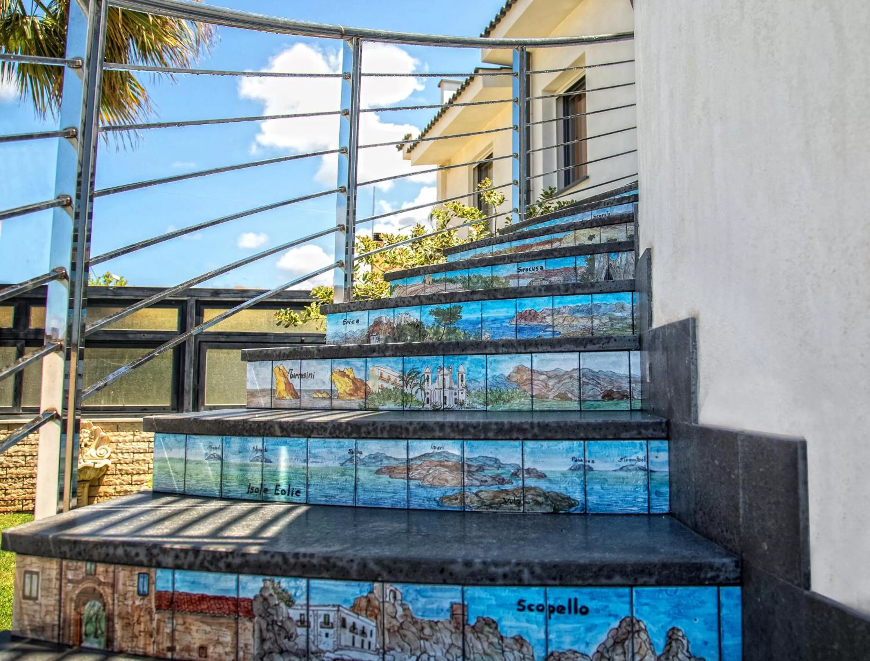 Property building in Tra Le Braccia di Morfeo