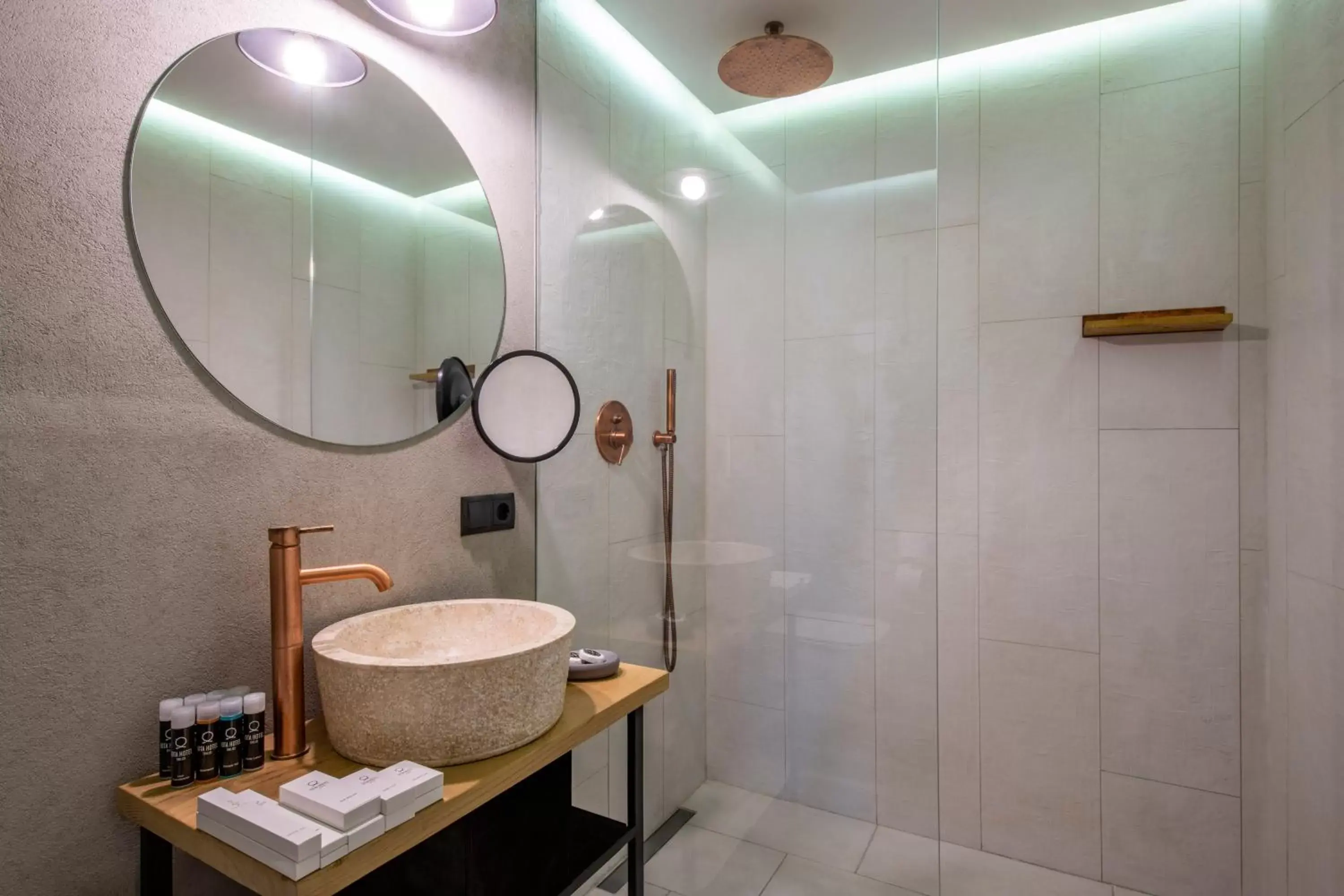 Shower, Bathroom in IOTA Hotel Tbilisi