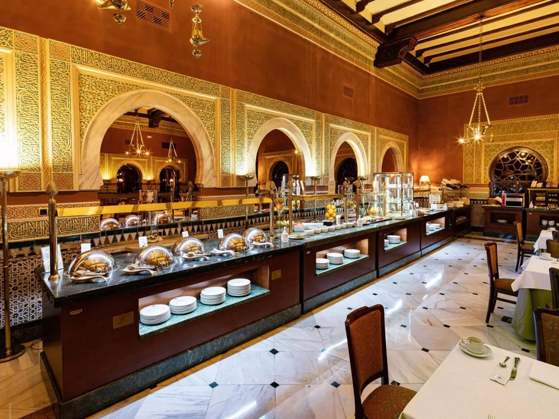 Buffet breakfast, Restaurant/Places to Eat in Alhambra Palace Hotel