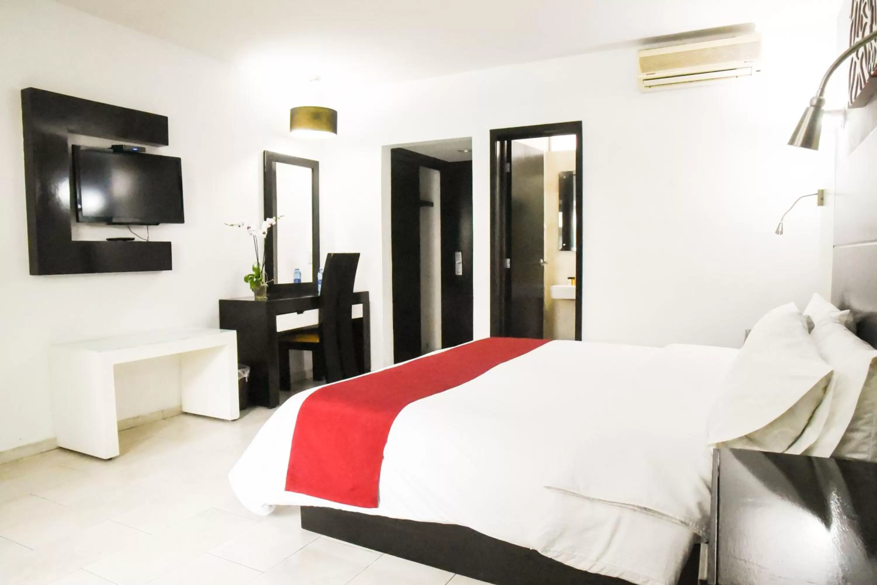 Bedroom, Bed in Hotel Expo Plaza Business and Family Guadalajara