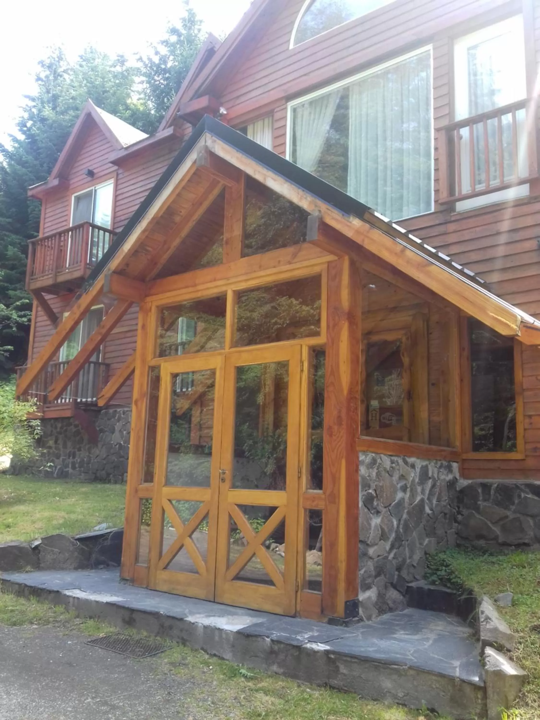 Property building in Hosteria Lekun Lekun