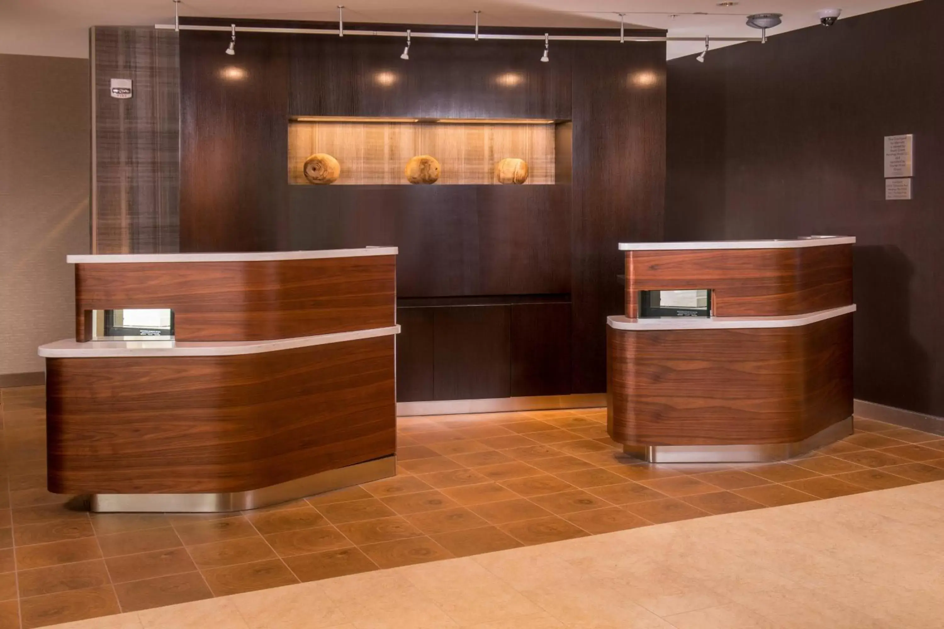 Property building, Lobby/Reception in Courtyard by Marriott Hershey Chocolate Avenue