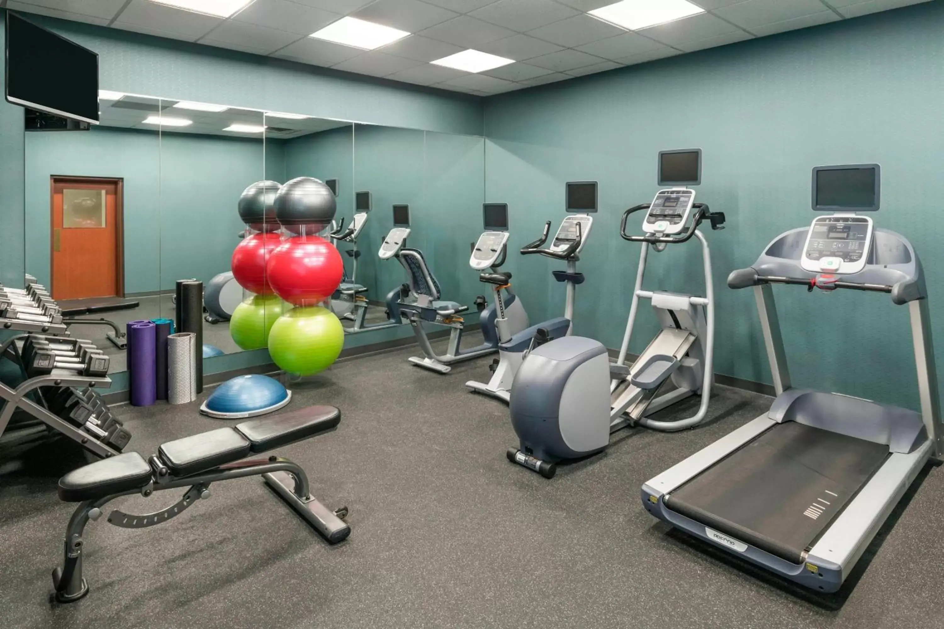 Fitness centre/facilities, Fitness Center/Facilities in Four Points by Sheraton Boston Logan Airport Revere