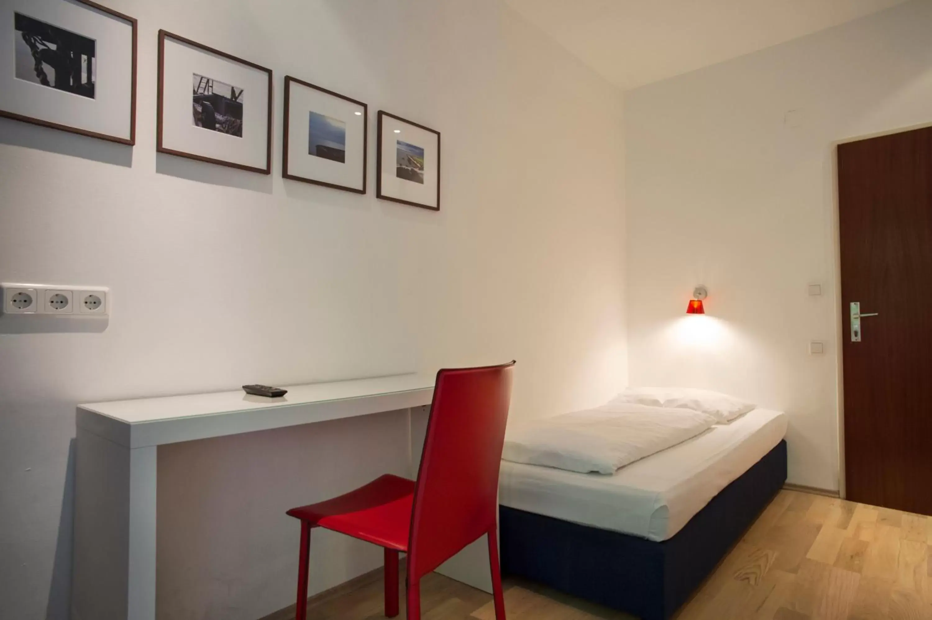 Single Room in Hotel Kunsthof