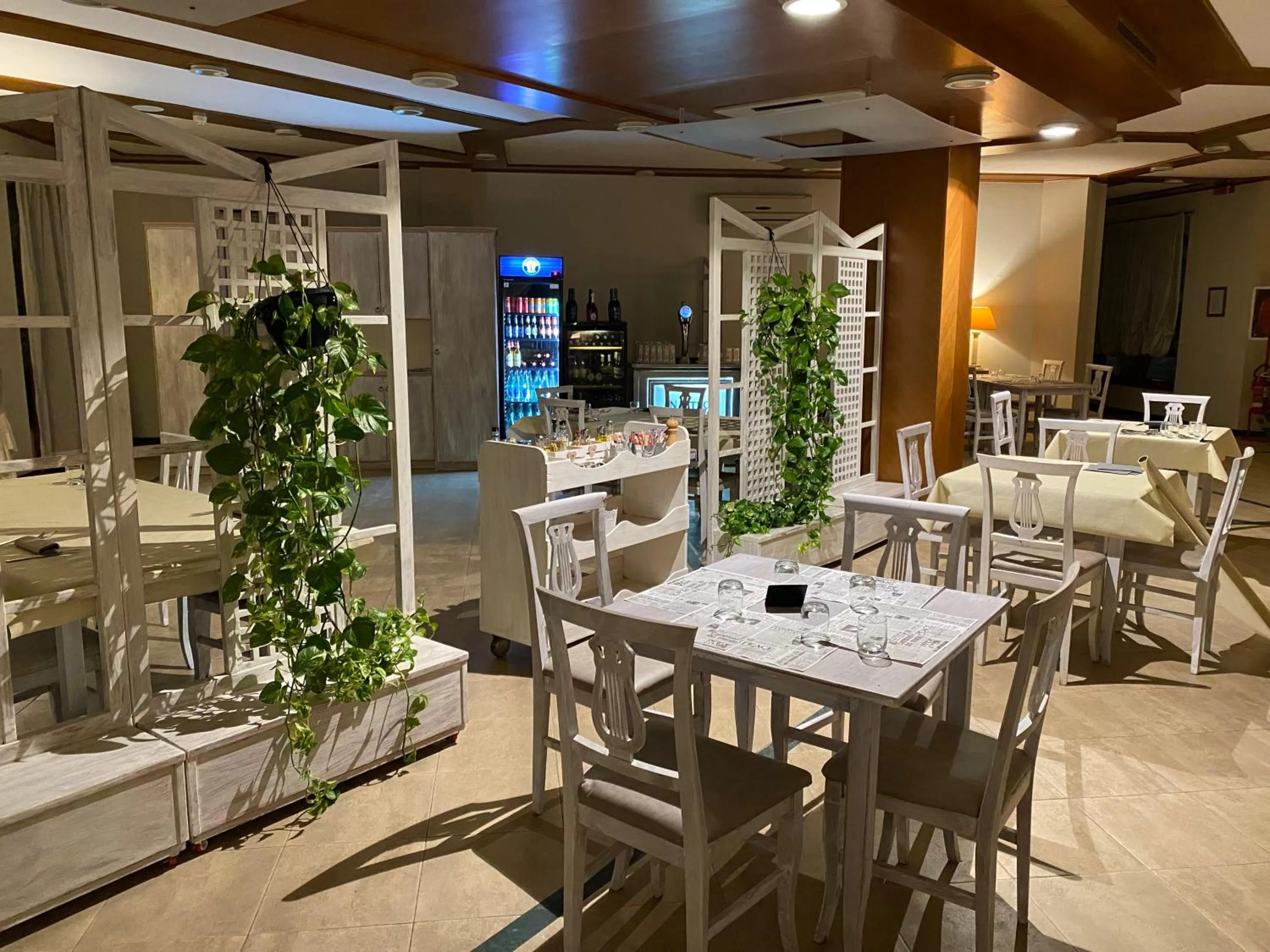 Restaurant/places to eat in Park Hotel Imperatore Adriano