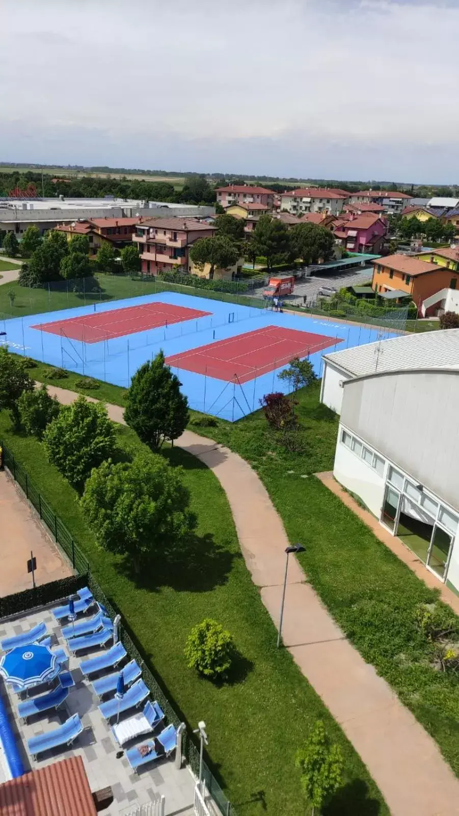 Tennis court, Pool View in Villaggio Margherita