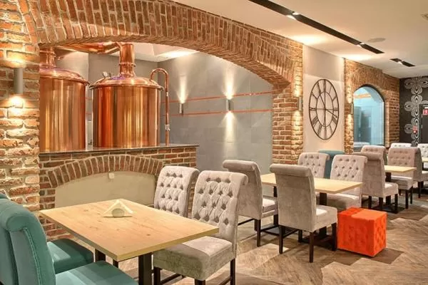 Restaurant/places to eat in Hotel & Browar Słociak