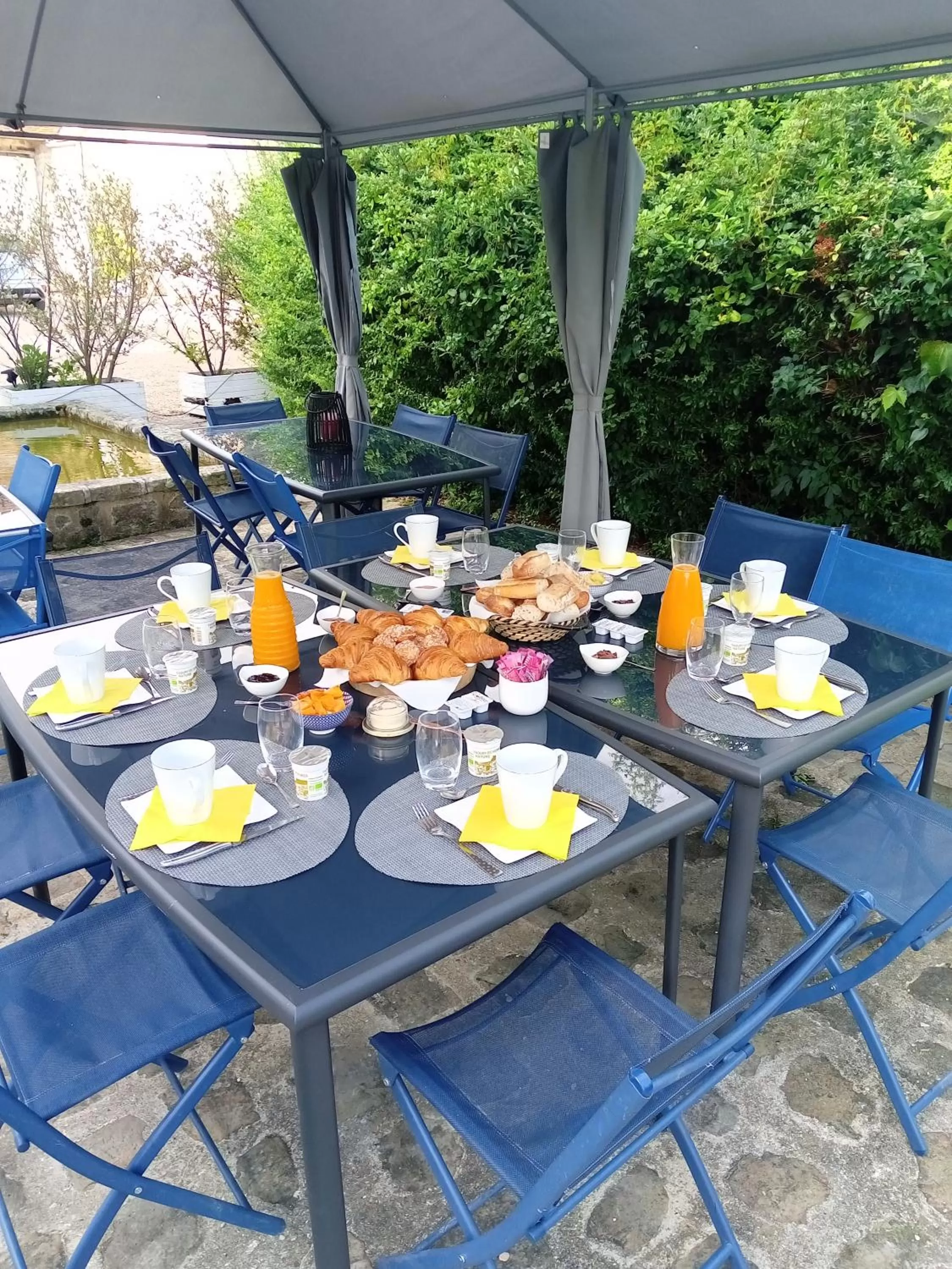 Breakfast in la ferme des ruelles