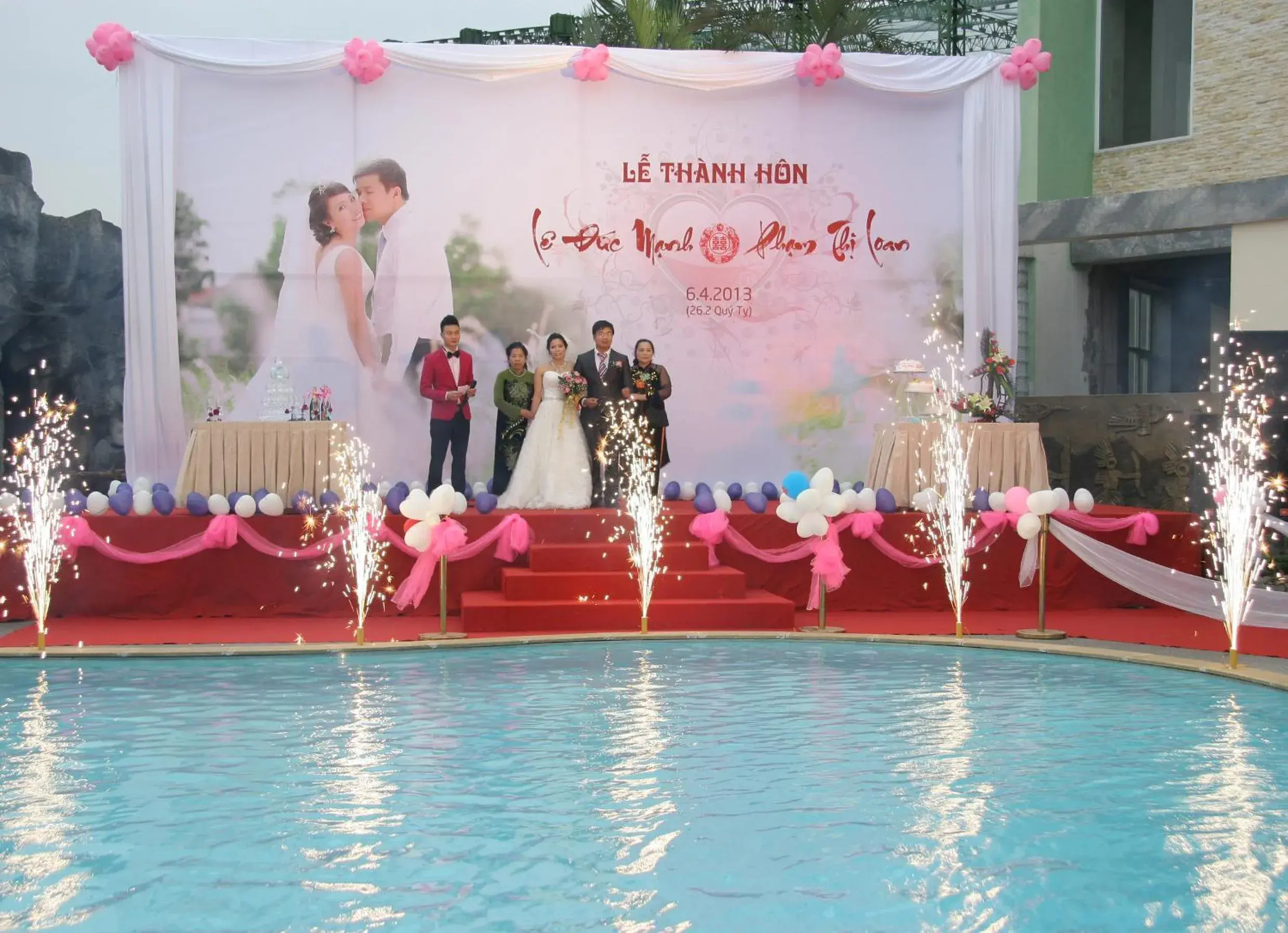 Banquet/Function facilities, Swimming Pool in Camela Hotel & Resort