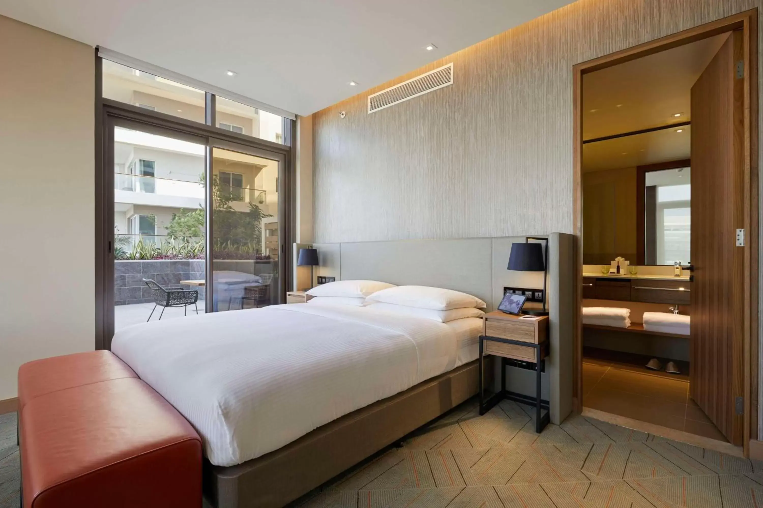 Bedroom, Bed in Mysk Al Mouj Hotel