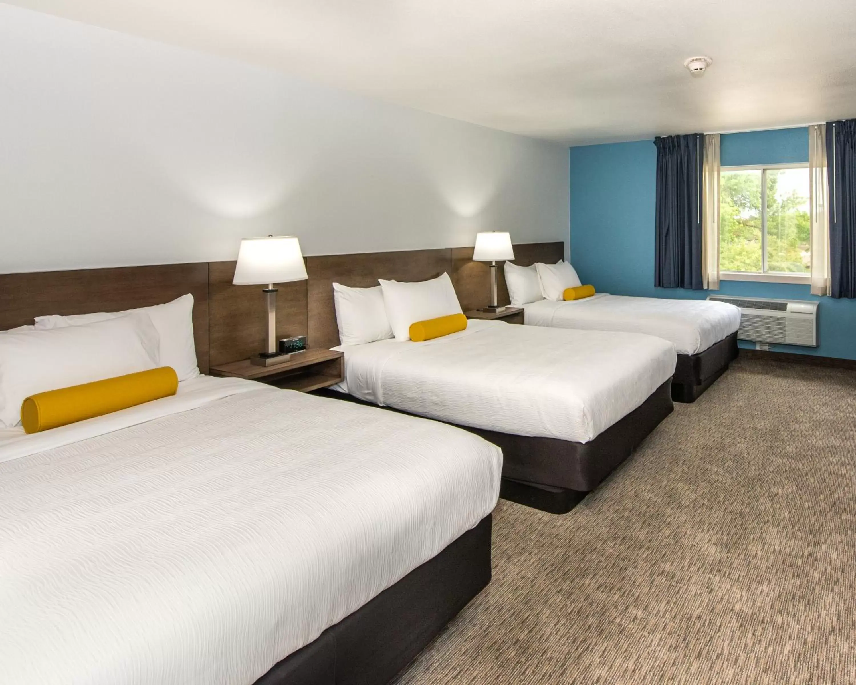 Triple Room in Hotel Pommier Indianola Triple Room in Hotel Pommier Indianola