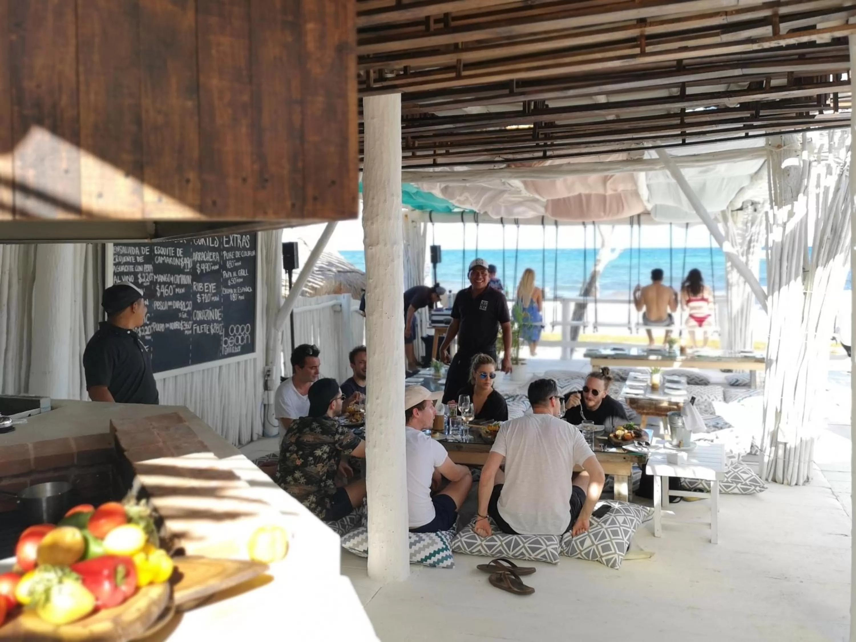 Restaurant/Places to Eat in Coco Tulum Beach Club Hotel