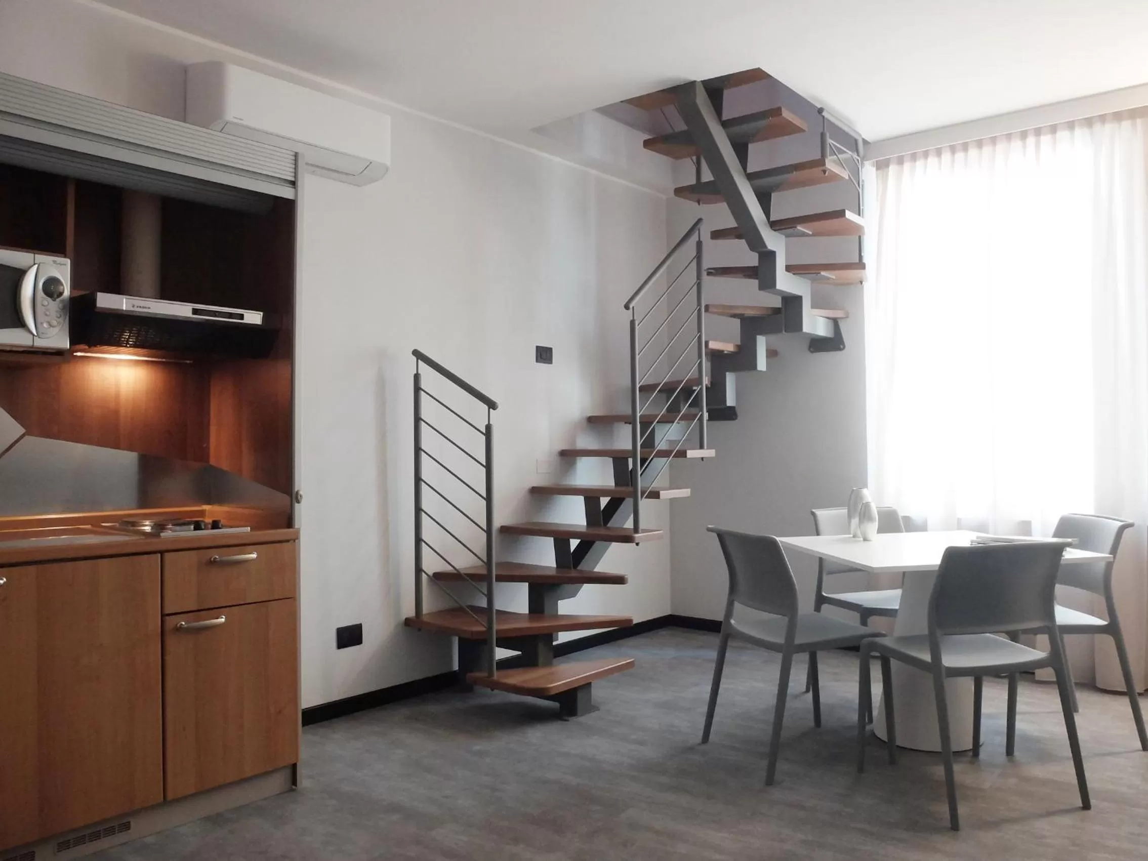 Kitchen or kitchenette in Hotel Carlton