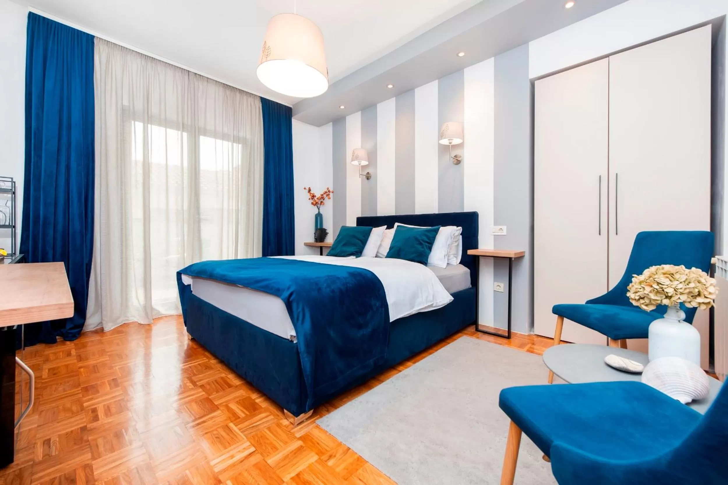 Bed in Villa B&B Marina & Parking Free