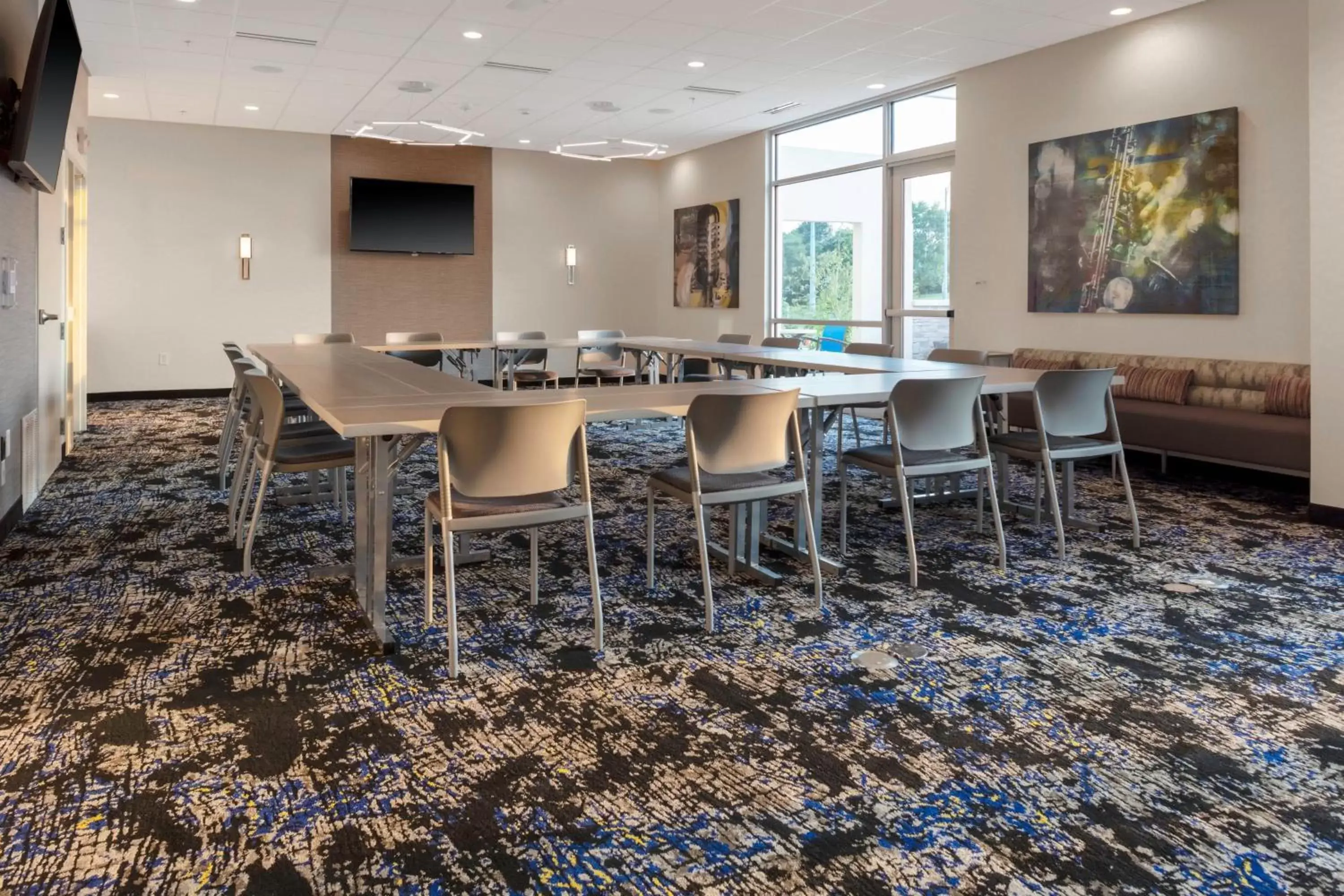 Meeting/conference room in SpringHill Suites Kansas City Airport