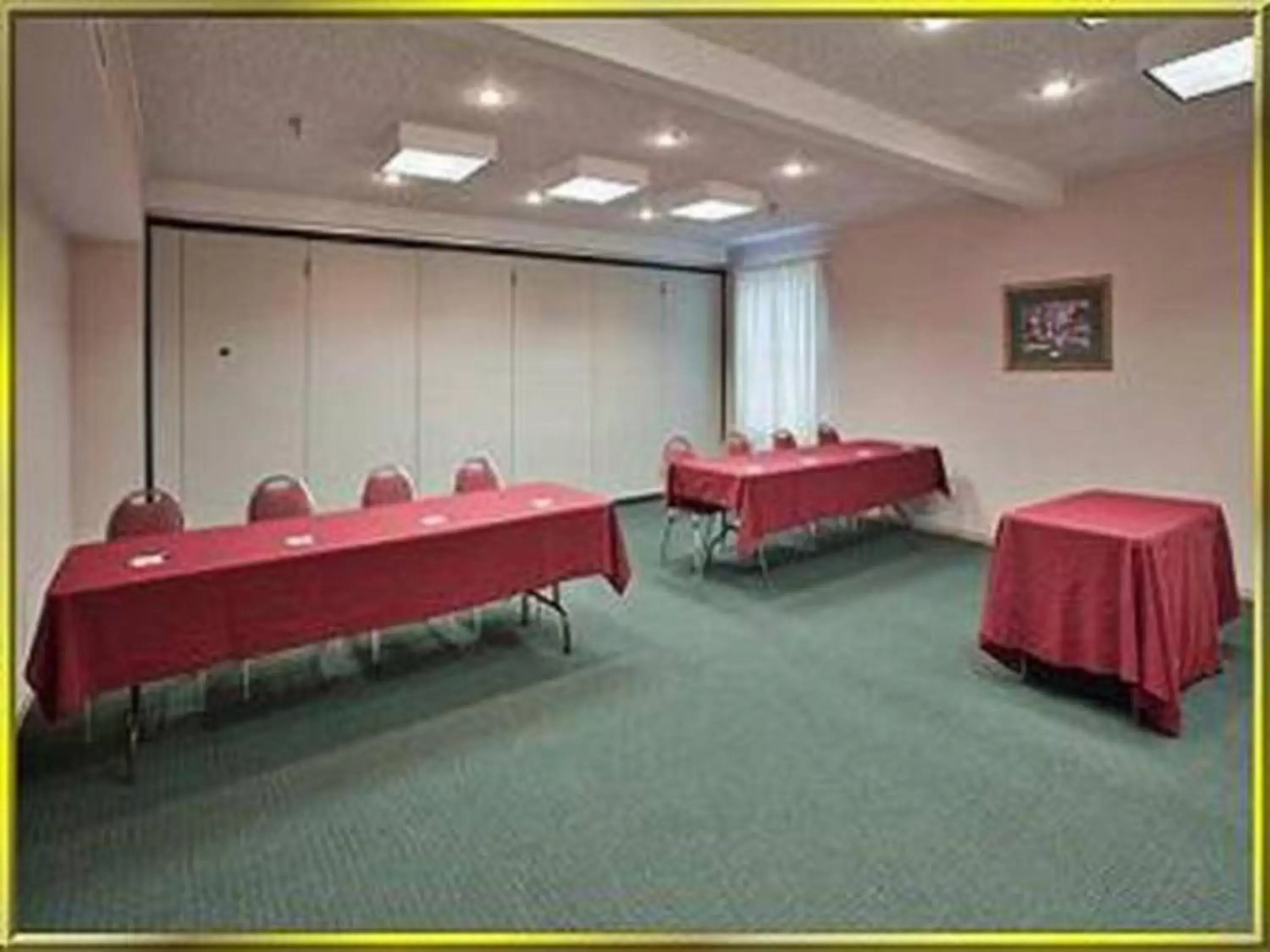 Meeting/conference room in Quality Inn & Suites Schoharie near Howe Caverns