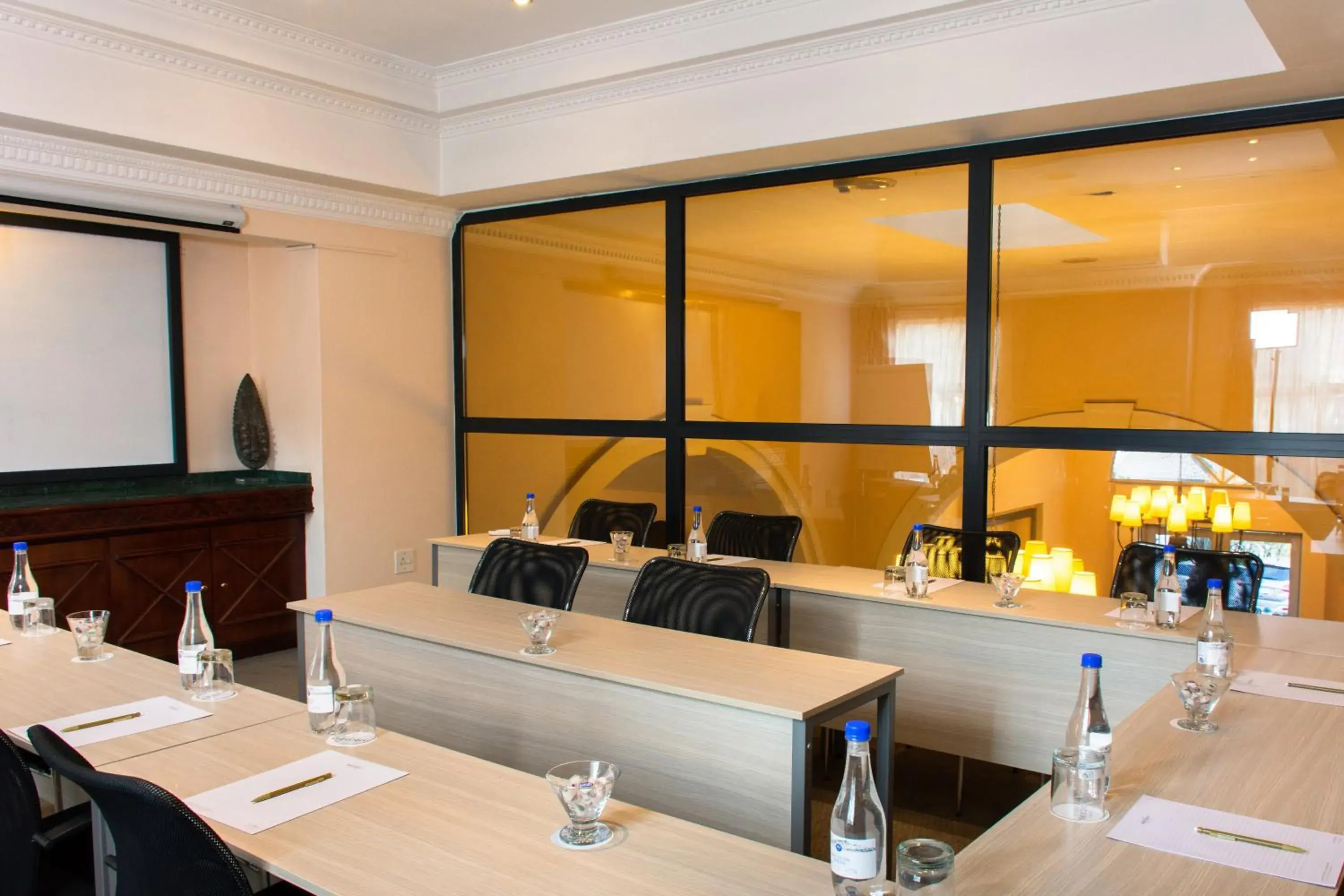 Meeting/conference room in Mercure Johannesburg Midrand