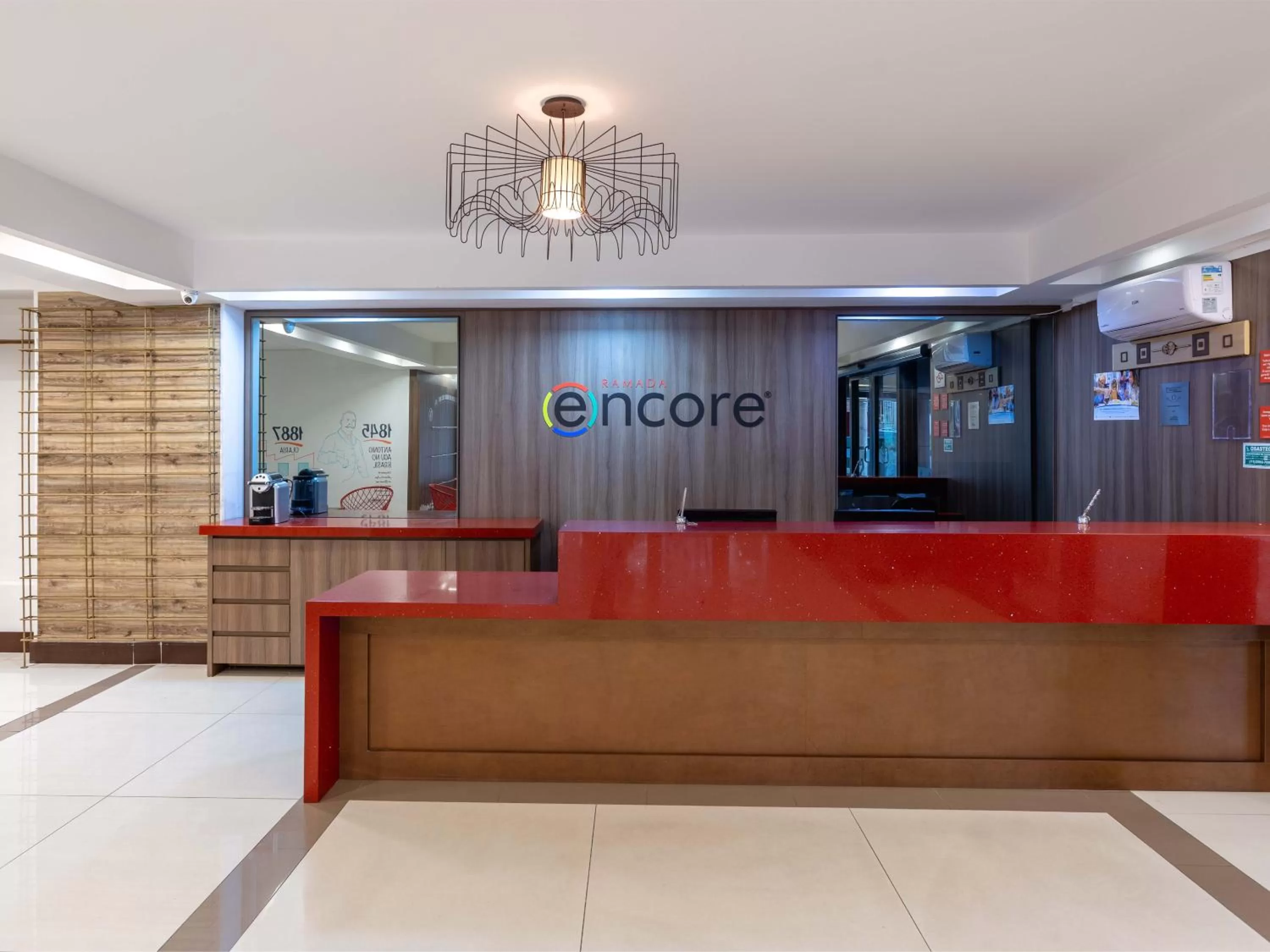 Lobby or reception in Ramada Encore by Wyndham São Paulo Osasco