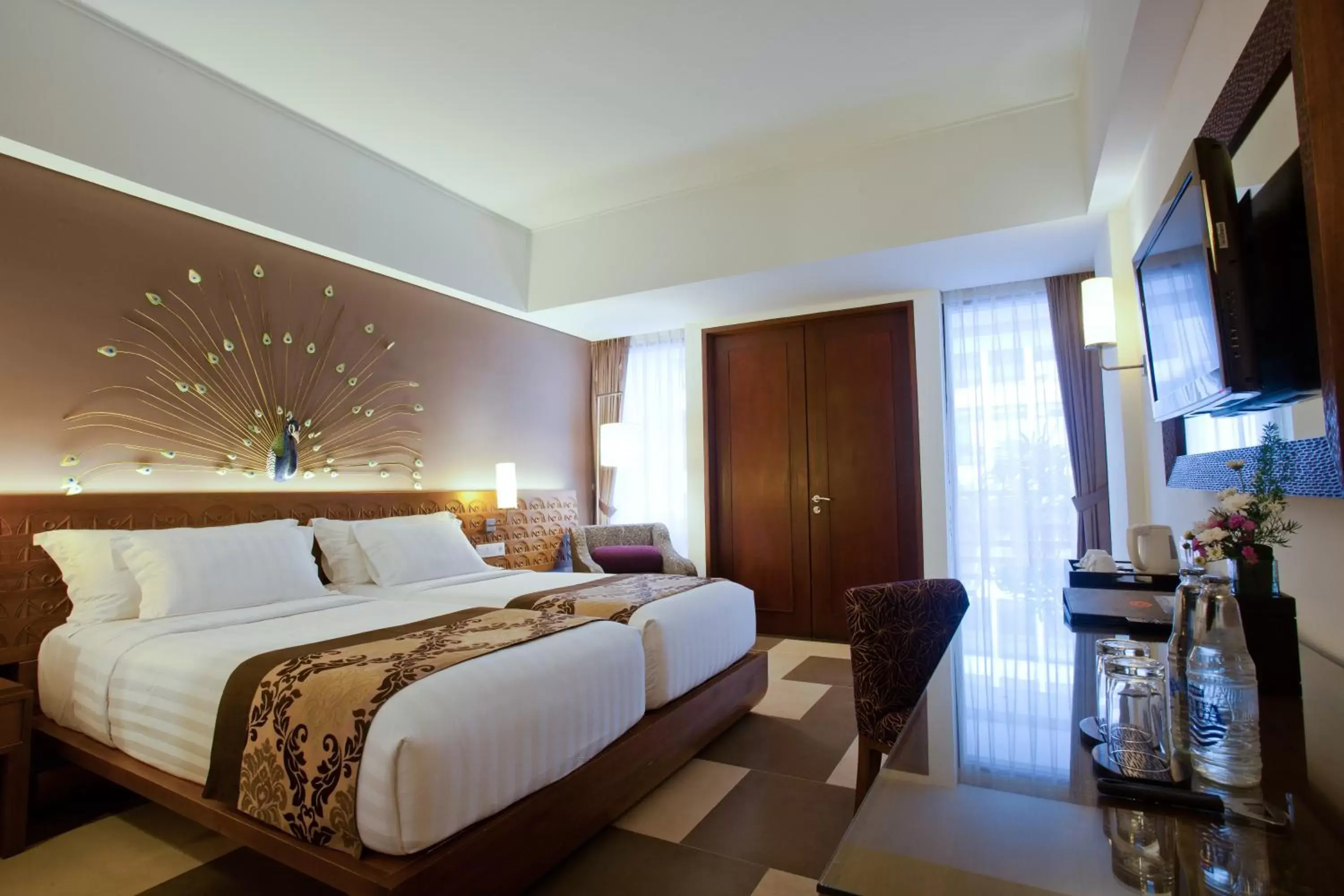 Bed in Sun Island Hotel & Spa Kuta