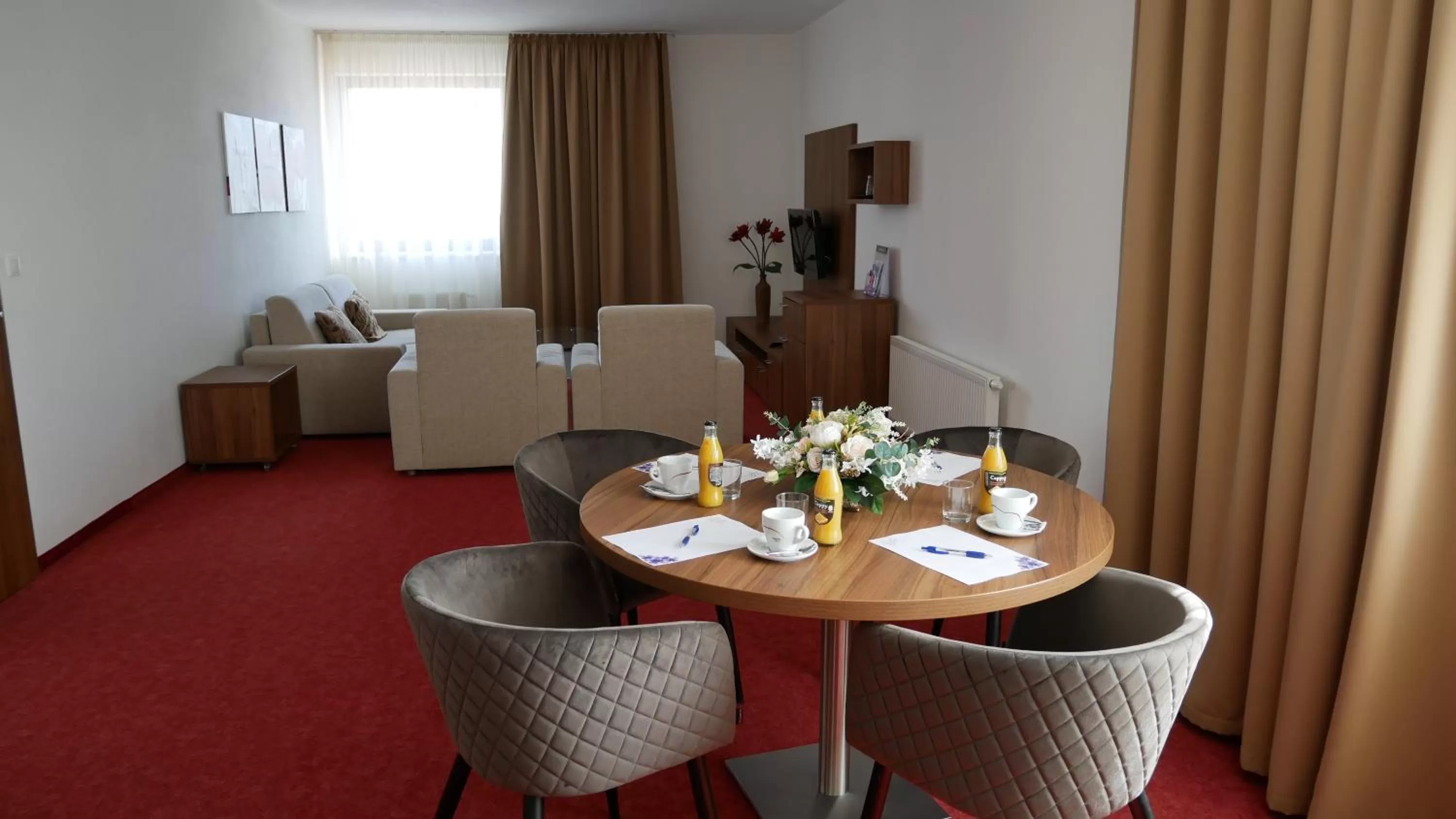 TV and multimedia in Hotel Saffron