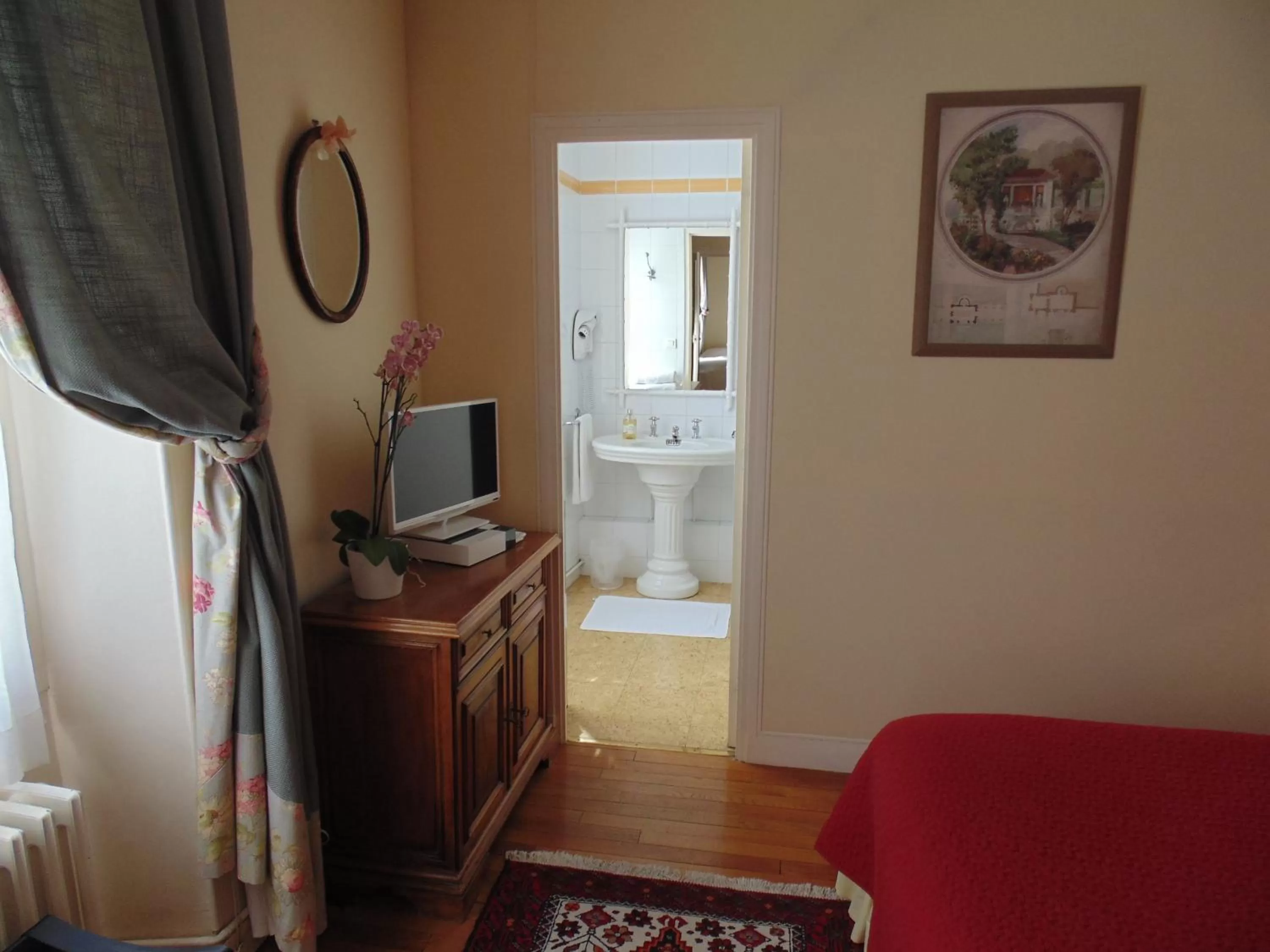 Property building in Clos Saint Nicolas