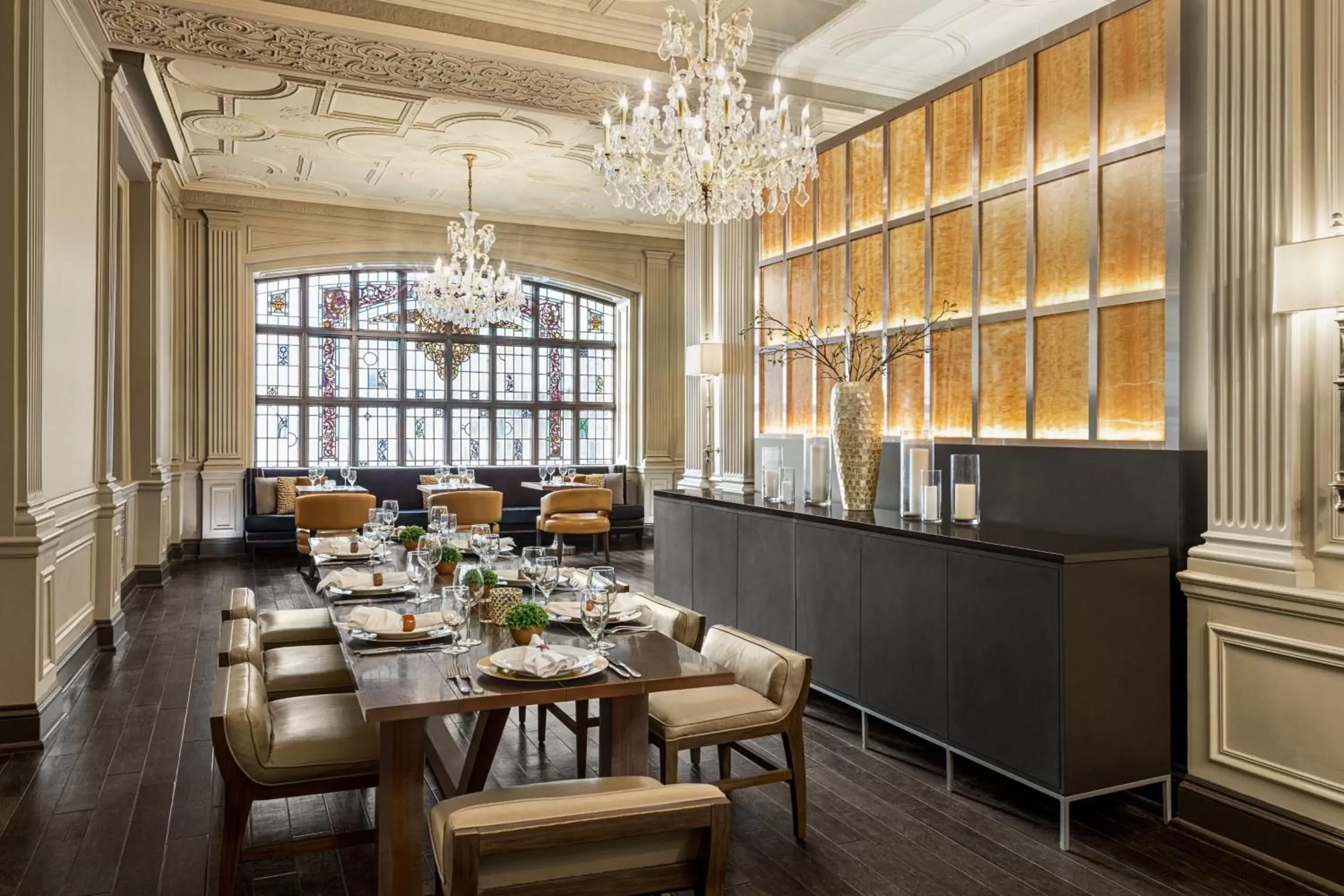 Restaurant/places to eat in Magnolia Hotel St. Louis, a Tribute Portfolio Hotel Restaurant/places to eat in Magnolia Hotel St. Louis, a Tribute Portfolio Hotel