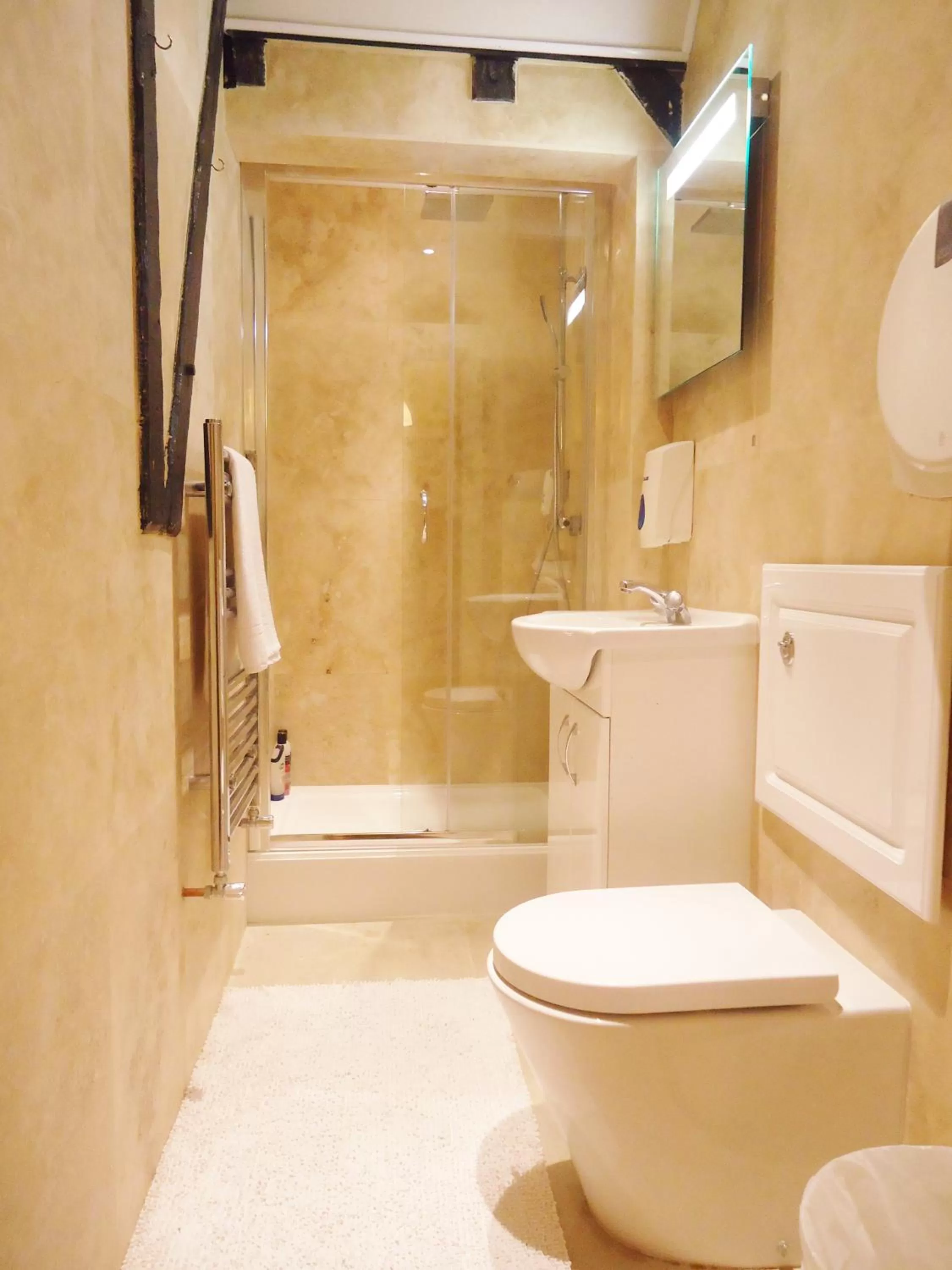 Bathroom in Hour Glass Hotel