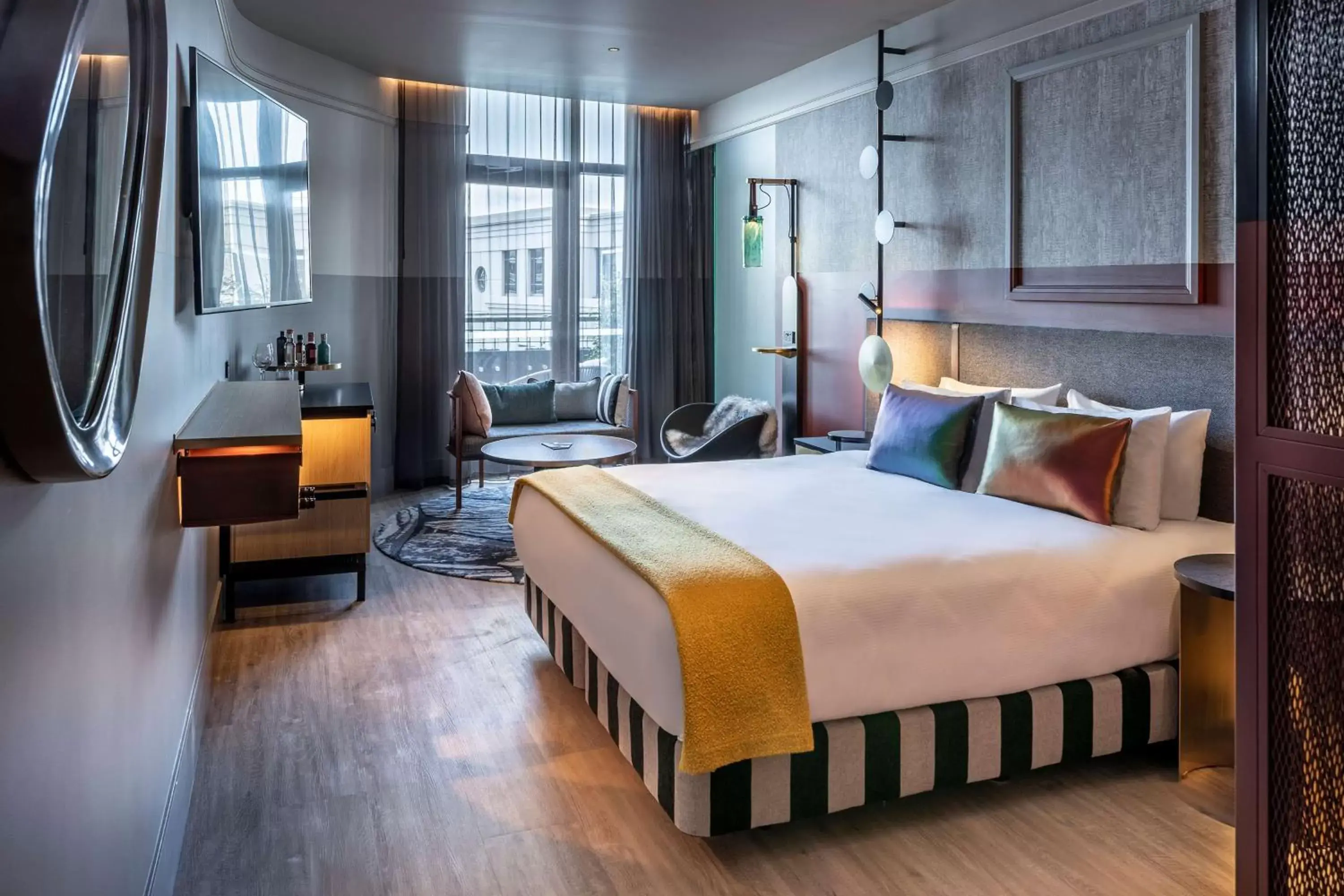 Seating area, Bed in QT Auckland Seating area, Bed in QT Auckland