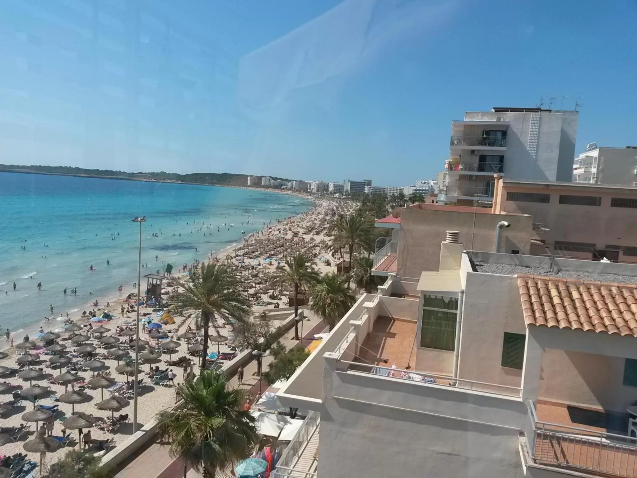 Day in Hotel Voramar